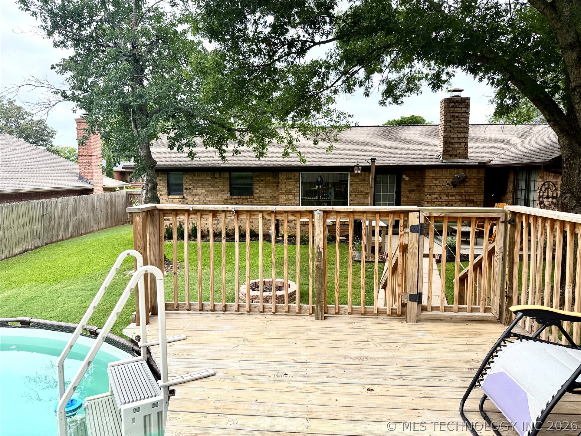 2513 Foliage Property Photo 56
