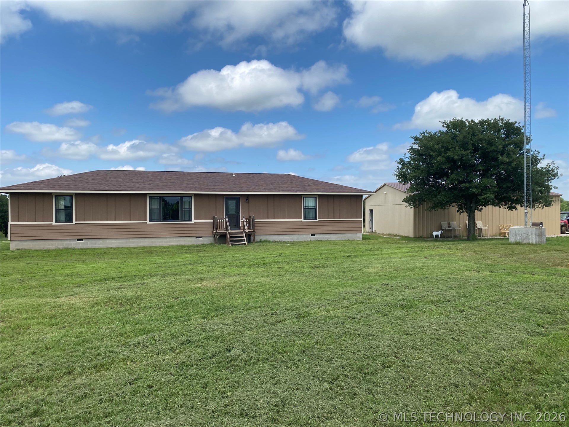 2216 Bristol Road Property Photo 1