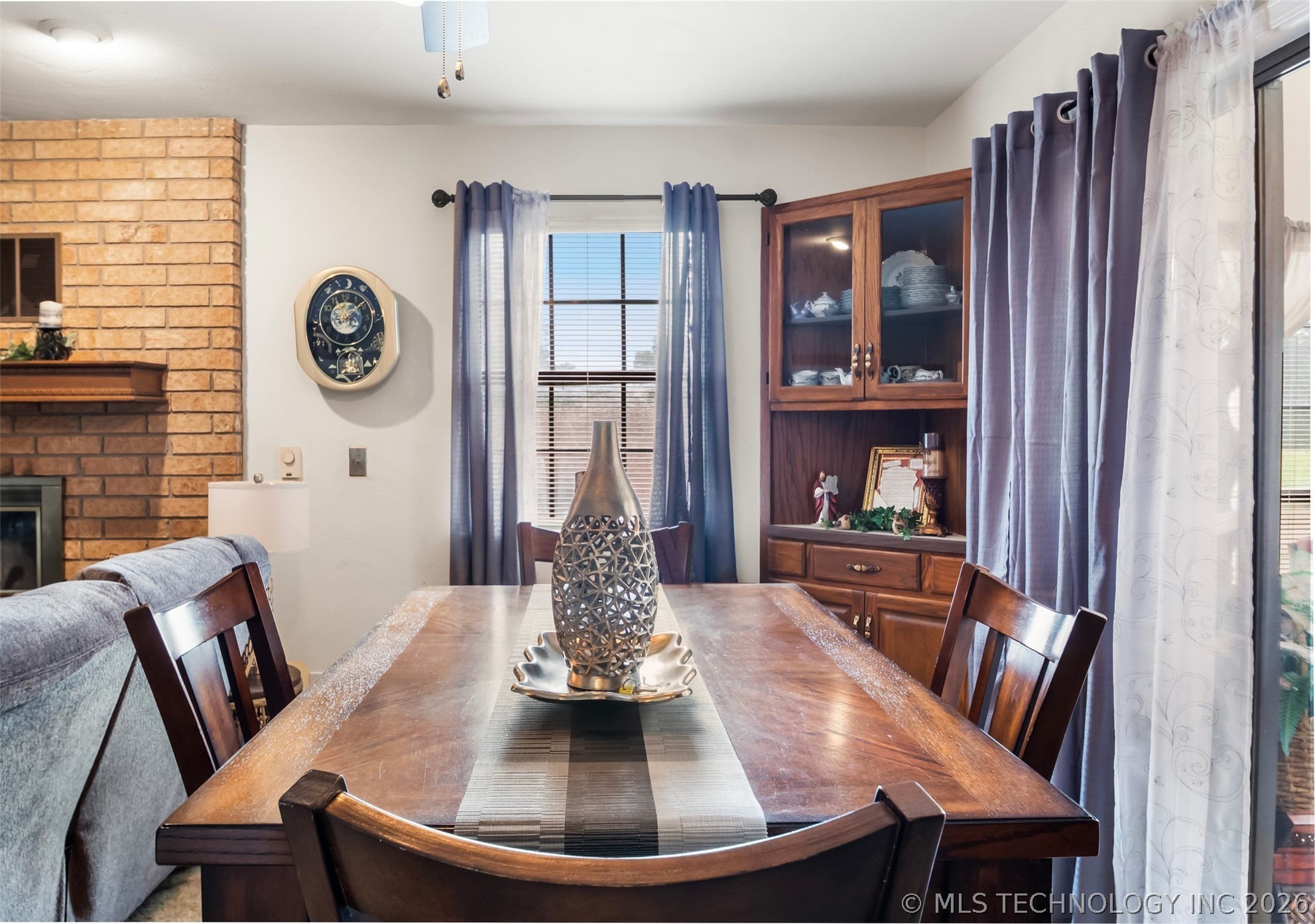 3716 Bellflower Avenue D Property Photo 6