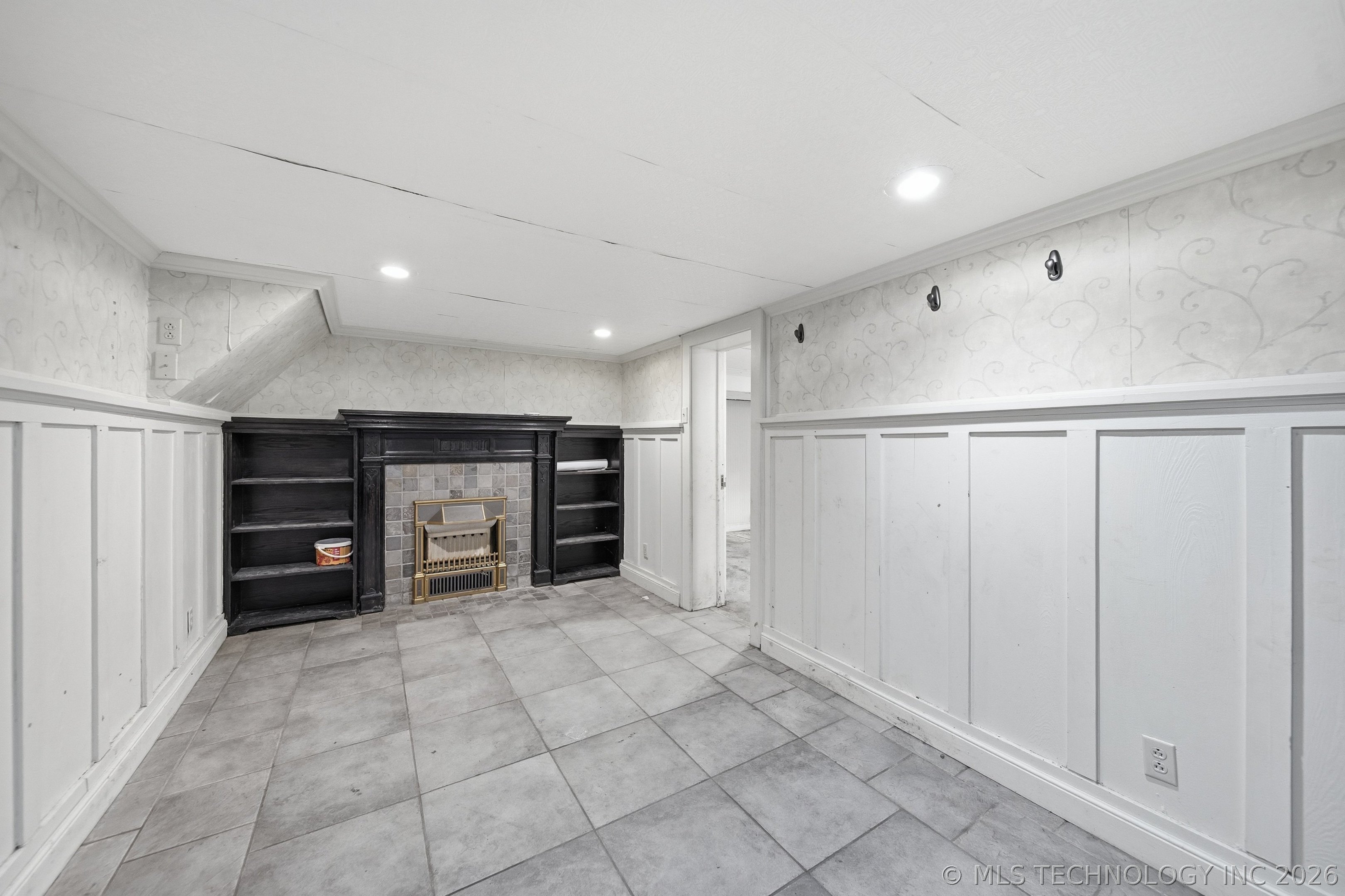 202 S Maple Street Property Photo 13