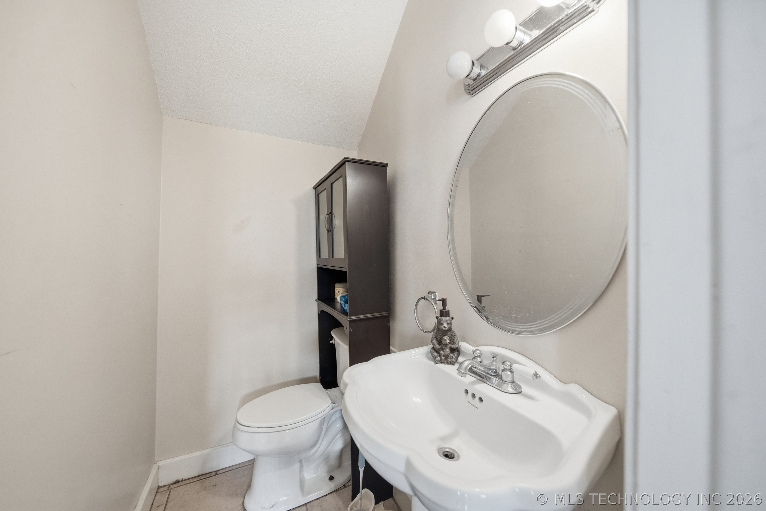 202 S Maple Street Property Photo 14