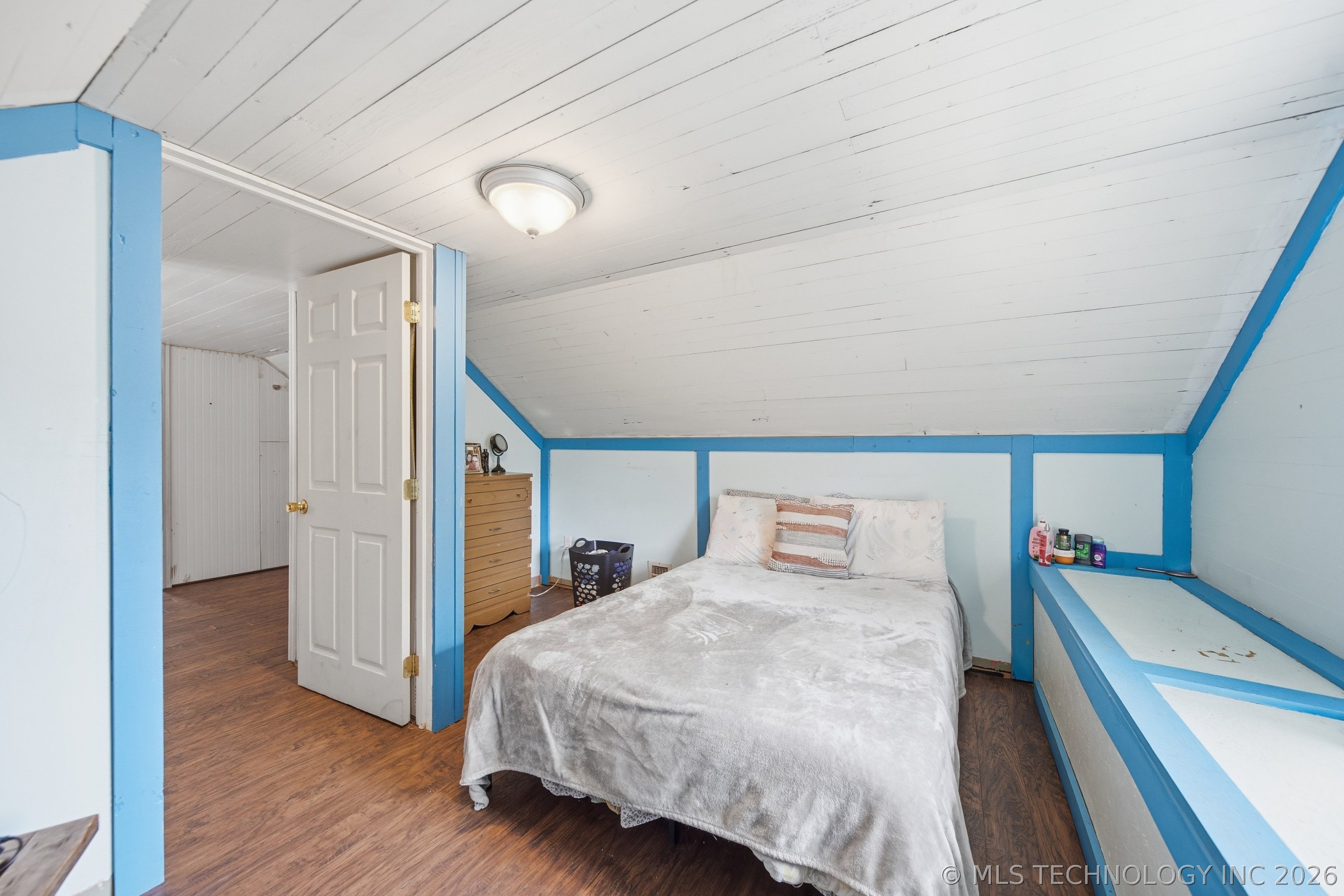202 S Maple Street Property Photo 27