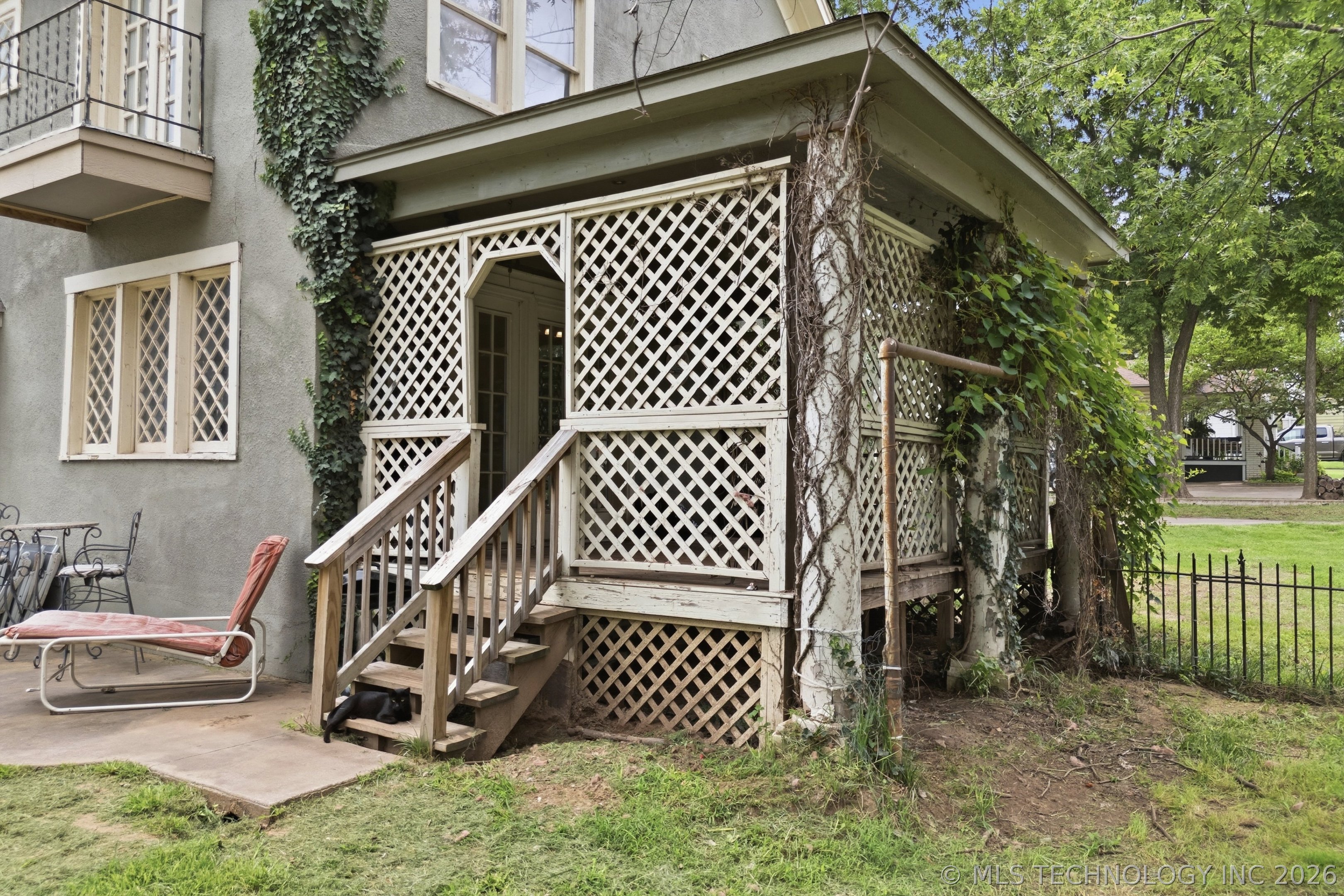 202 S Maple Street Property Photo 28