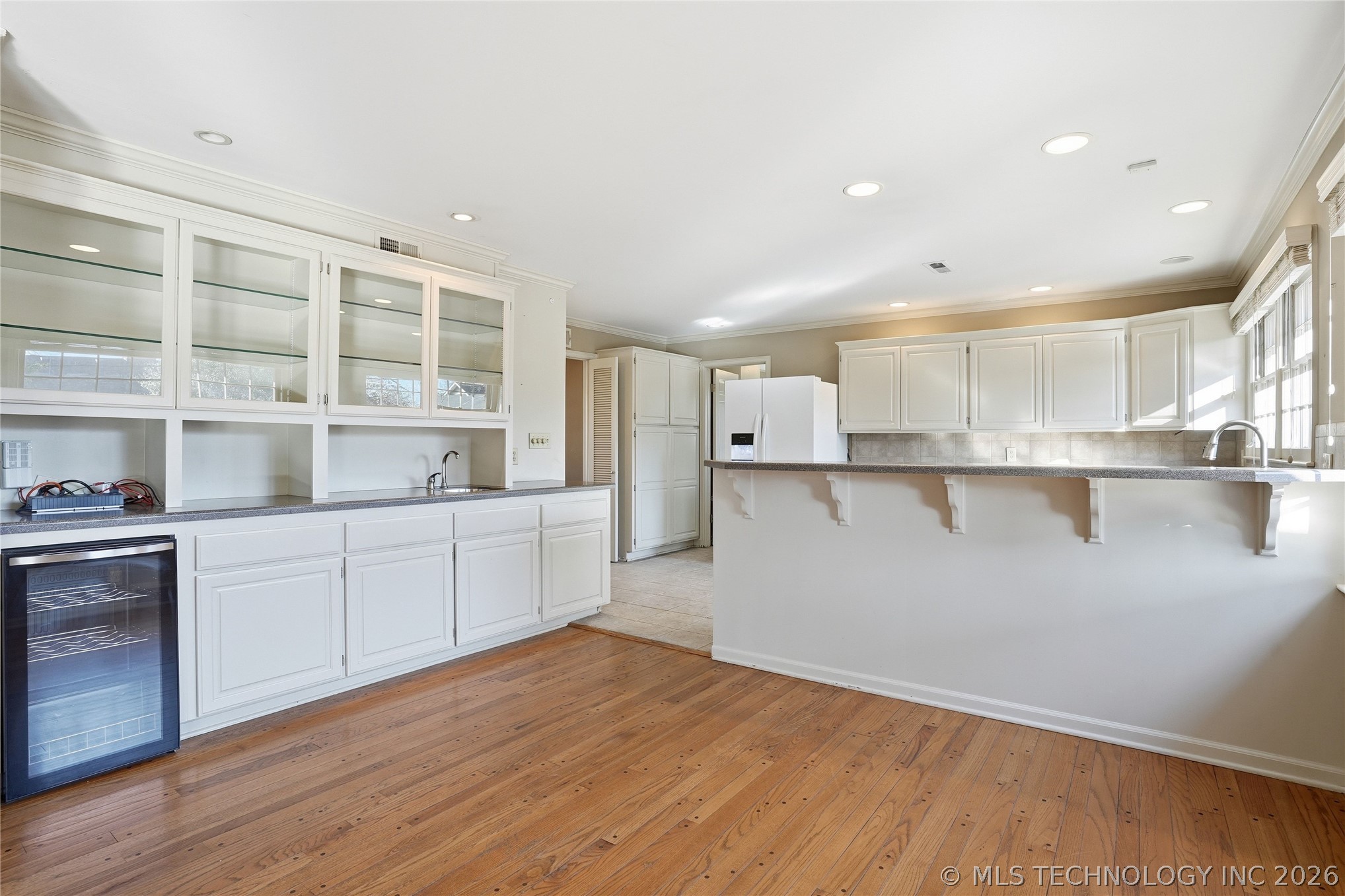 3127 S Lewis Avenue Property Photo 28