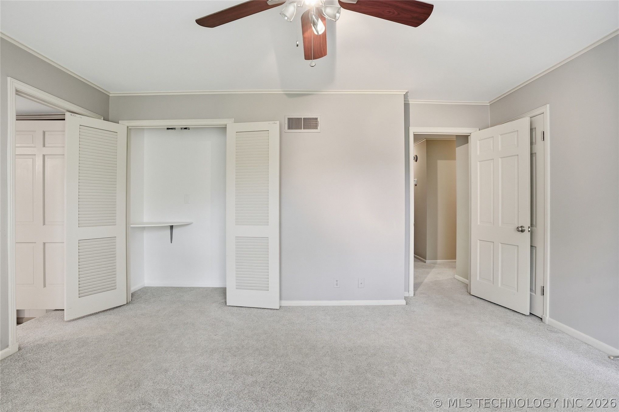 3127 S Lewis Avenue Property Photo 40