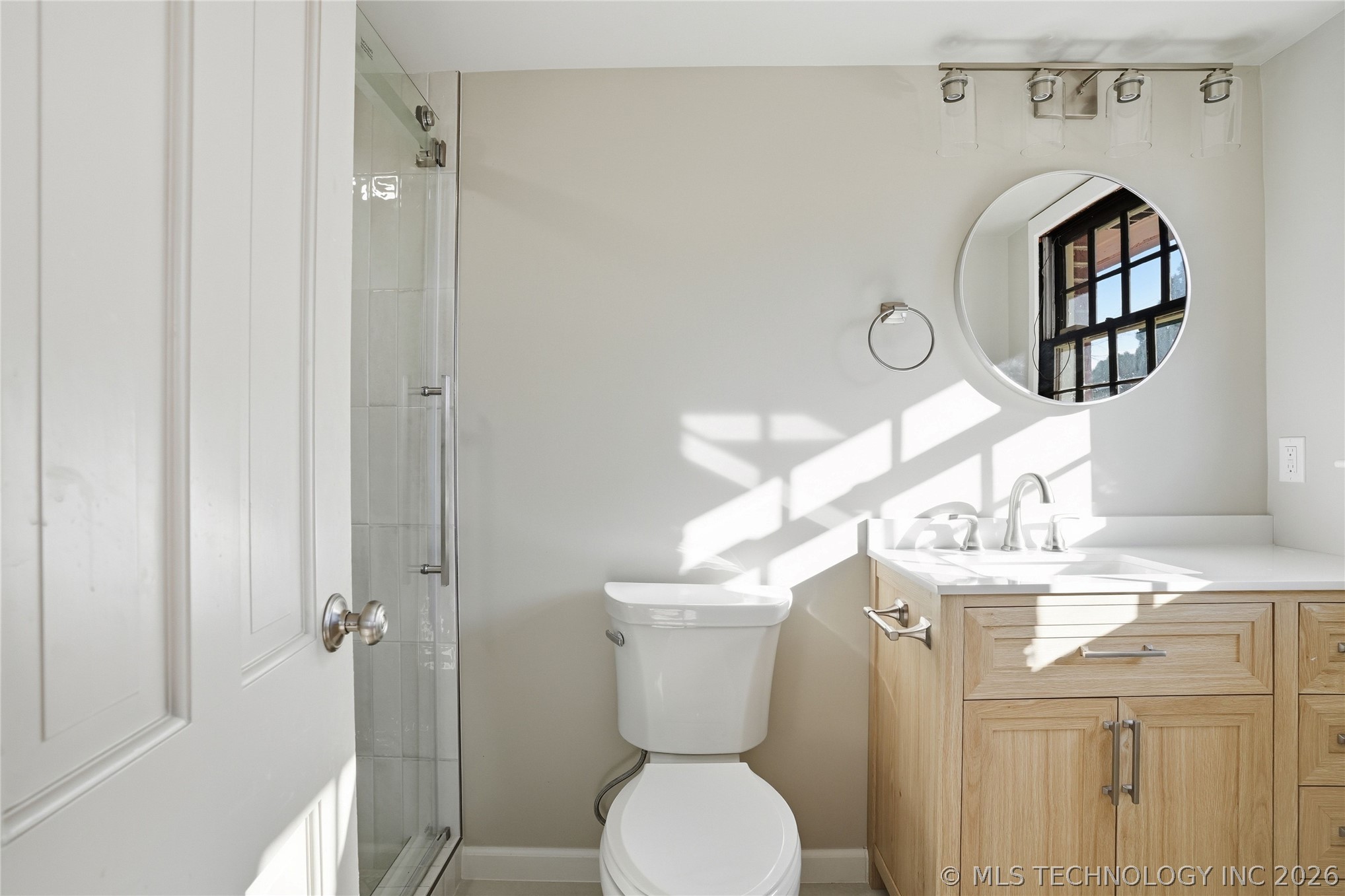 3127 S Lewis Avenue Property Photo 43