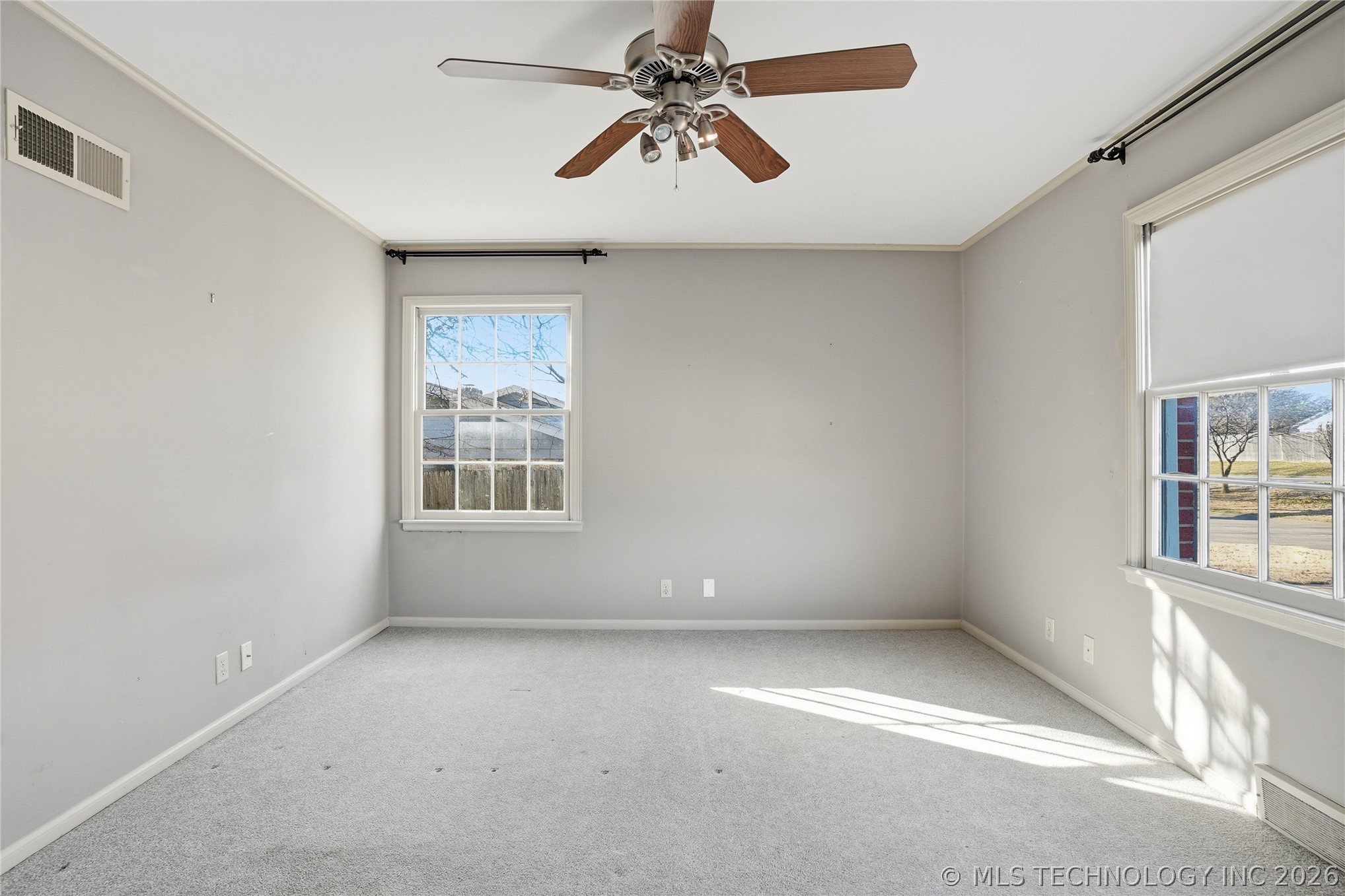 3127 S Lewis Avenue Property Photo 51