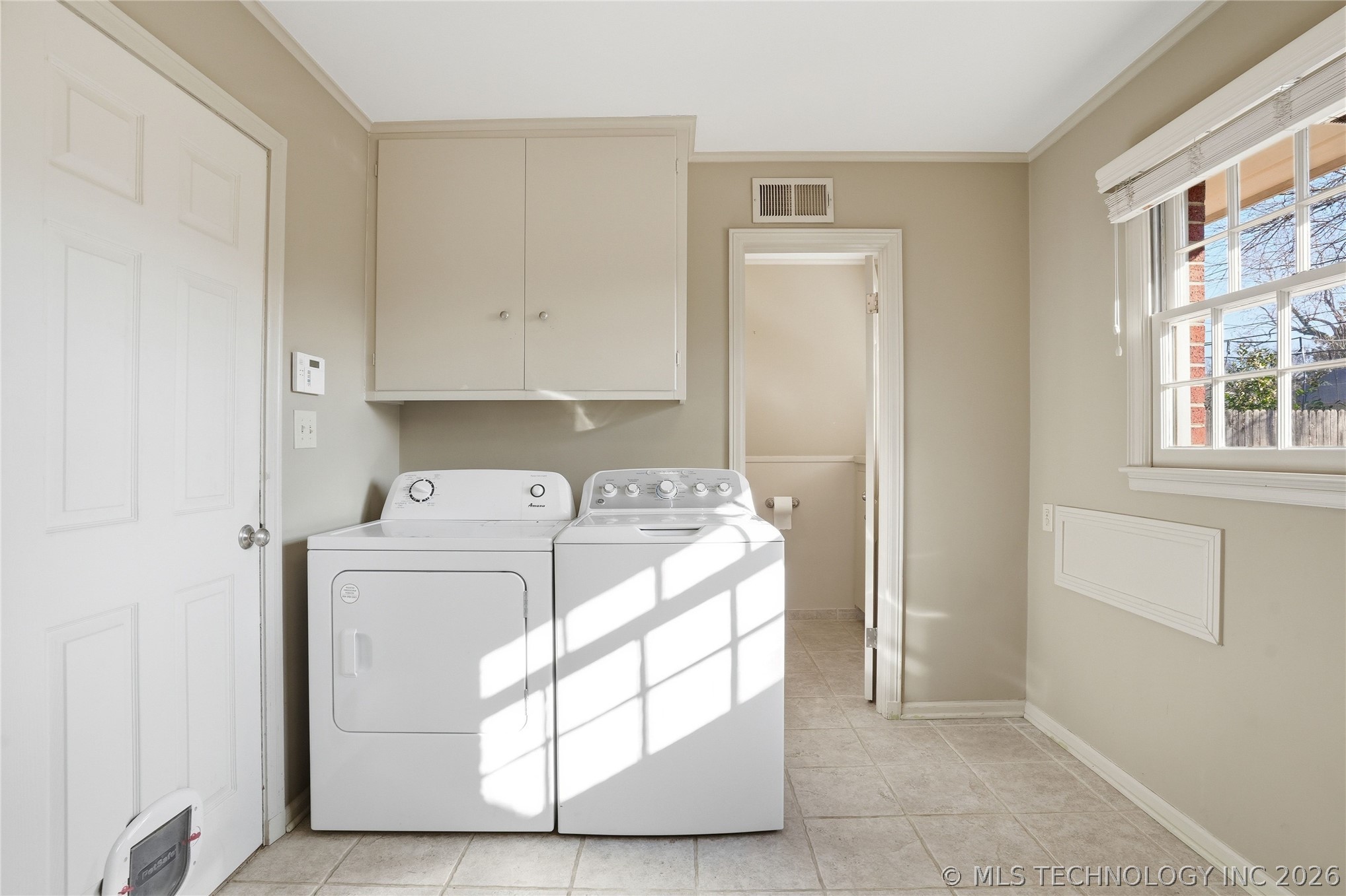 3127 S Lewis Avenue Property Photo 62
