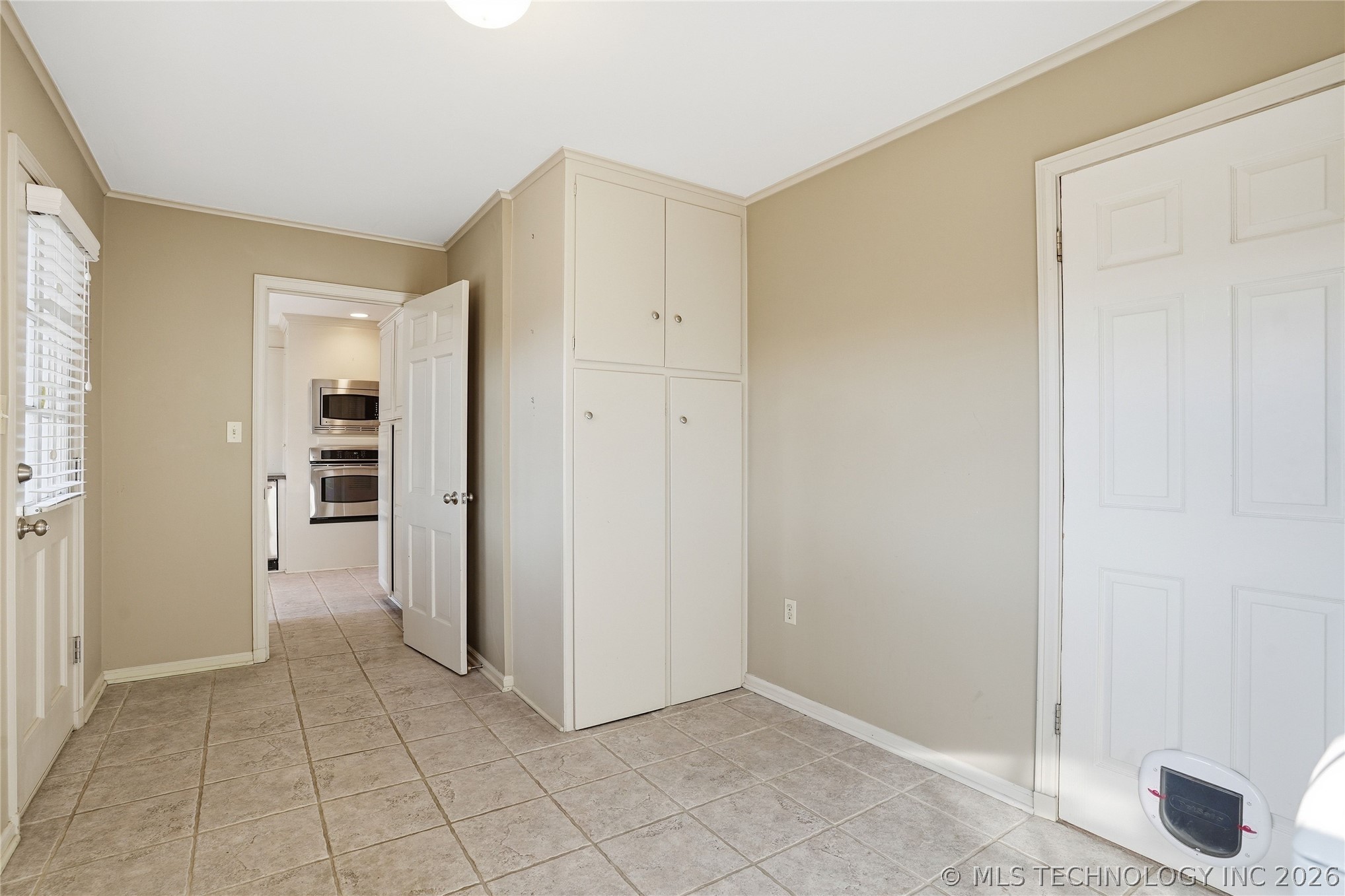 3127 S Lewis Avenue Property Photo 63