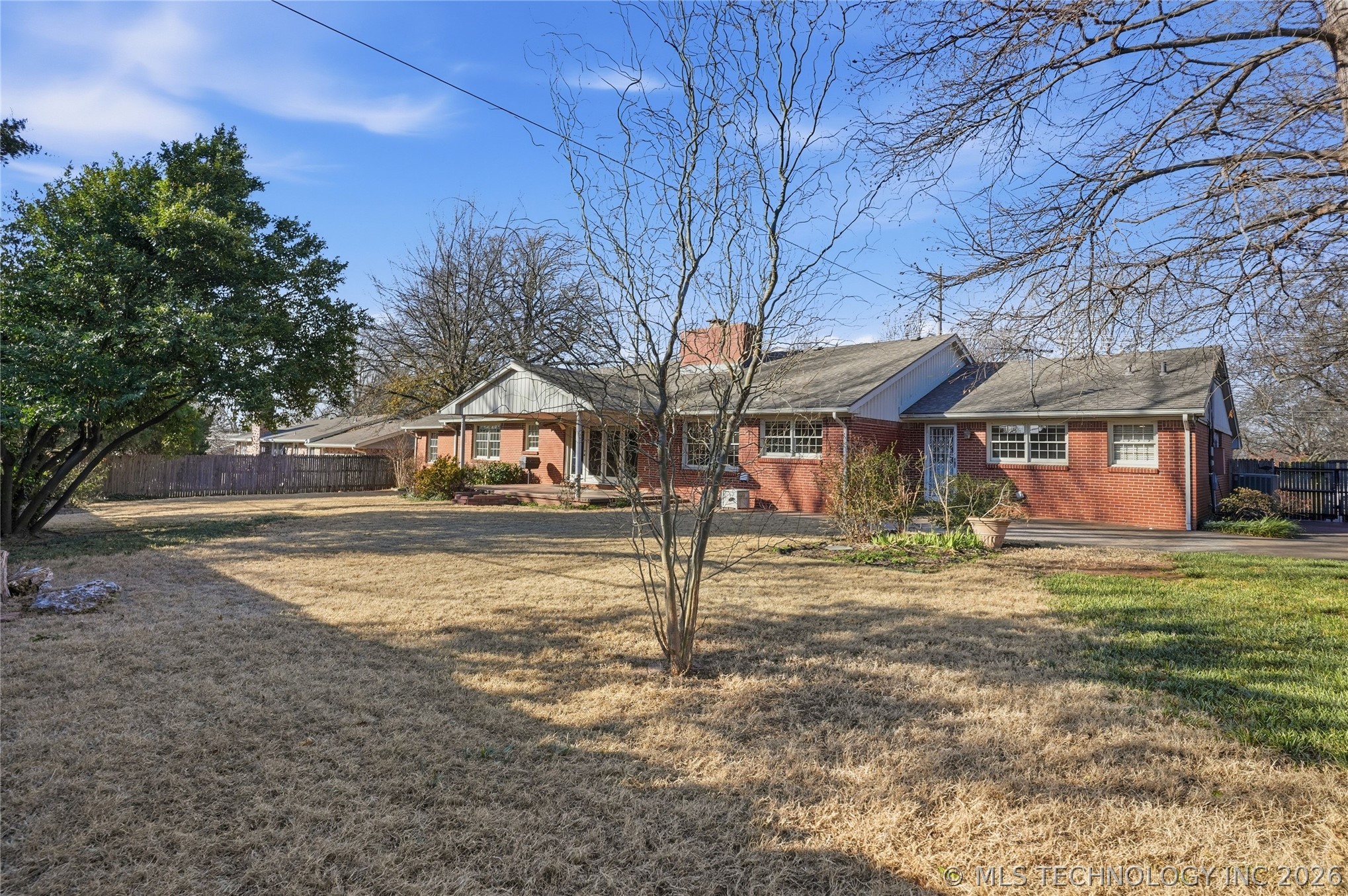 3127 S Lewis Avenue Property Photo 69
