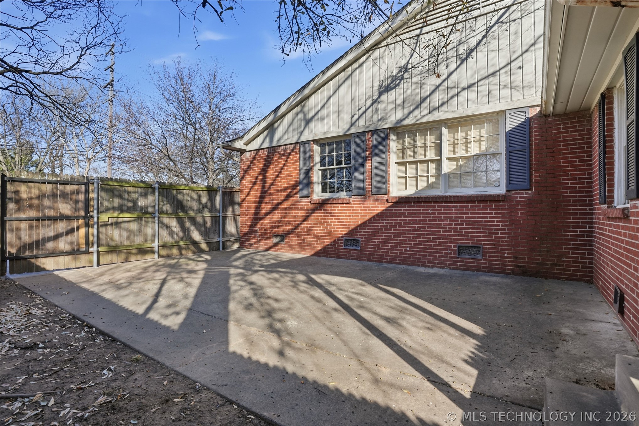3127 S Lewis Avenue Property Photo 73