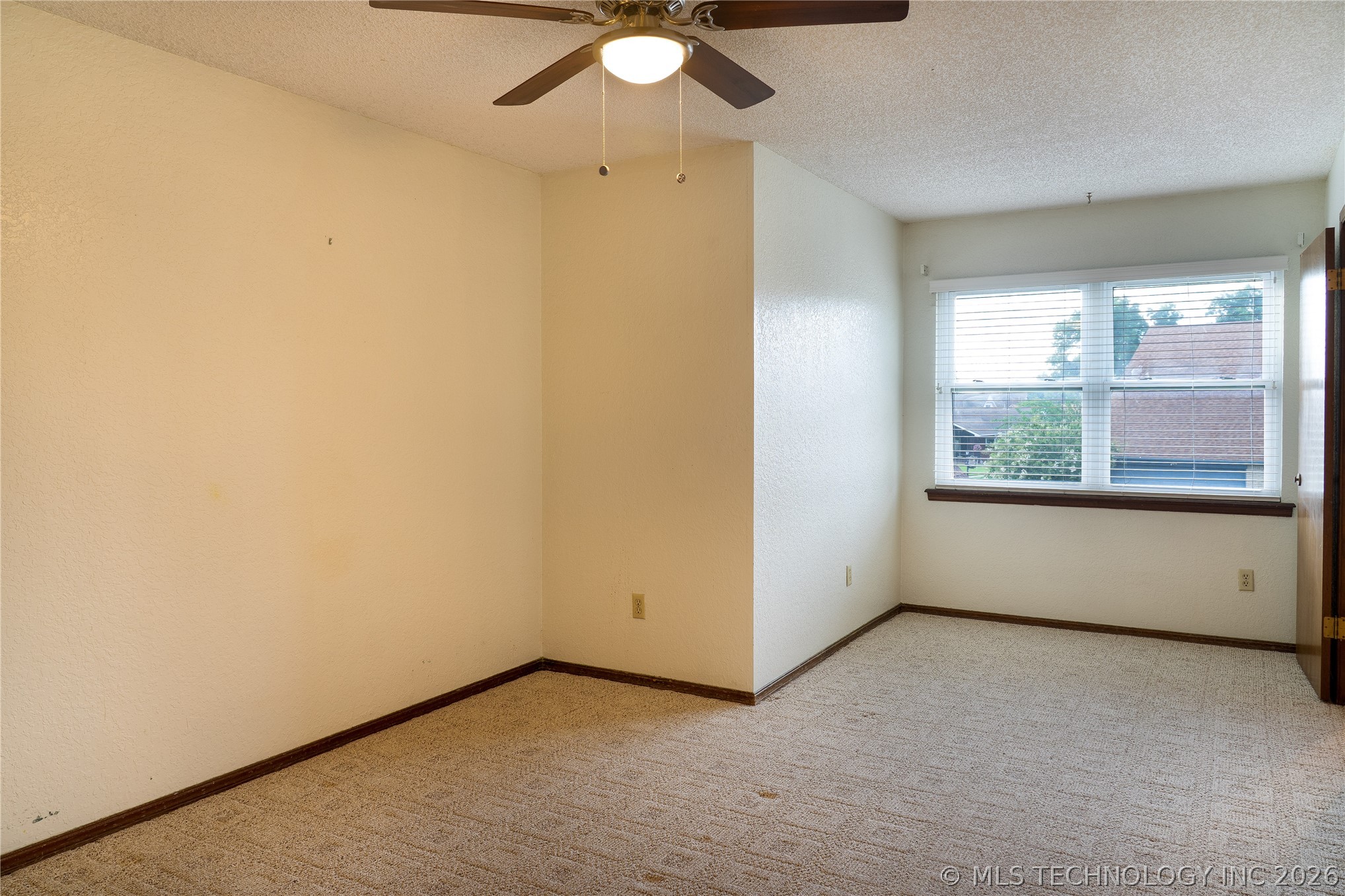 9604 E 25th Place Property Photo 19