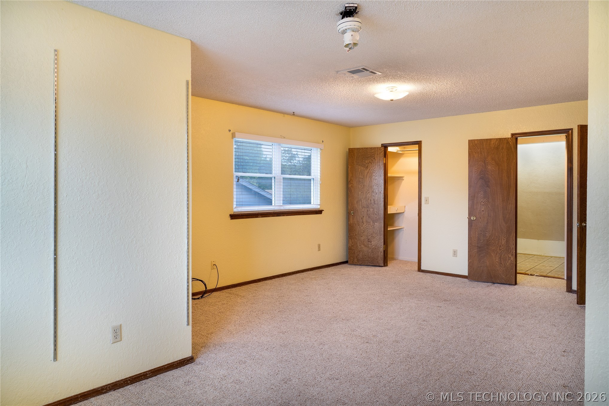 9604 E 25th Place Property Photo 32