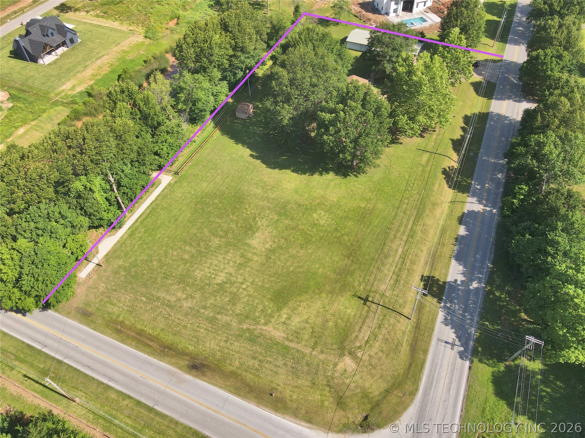 13008 S 193rd East Avenue Property Photo 5