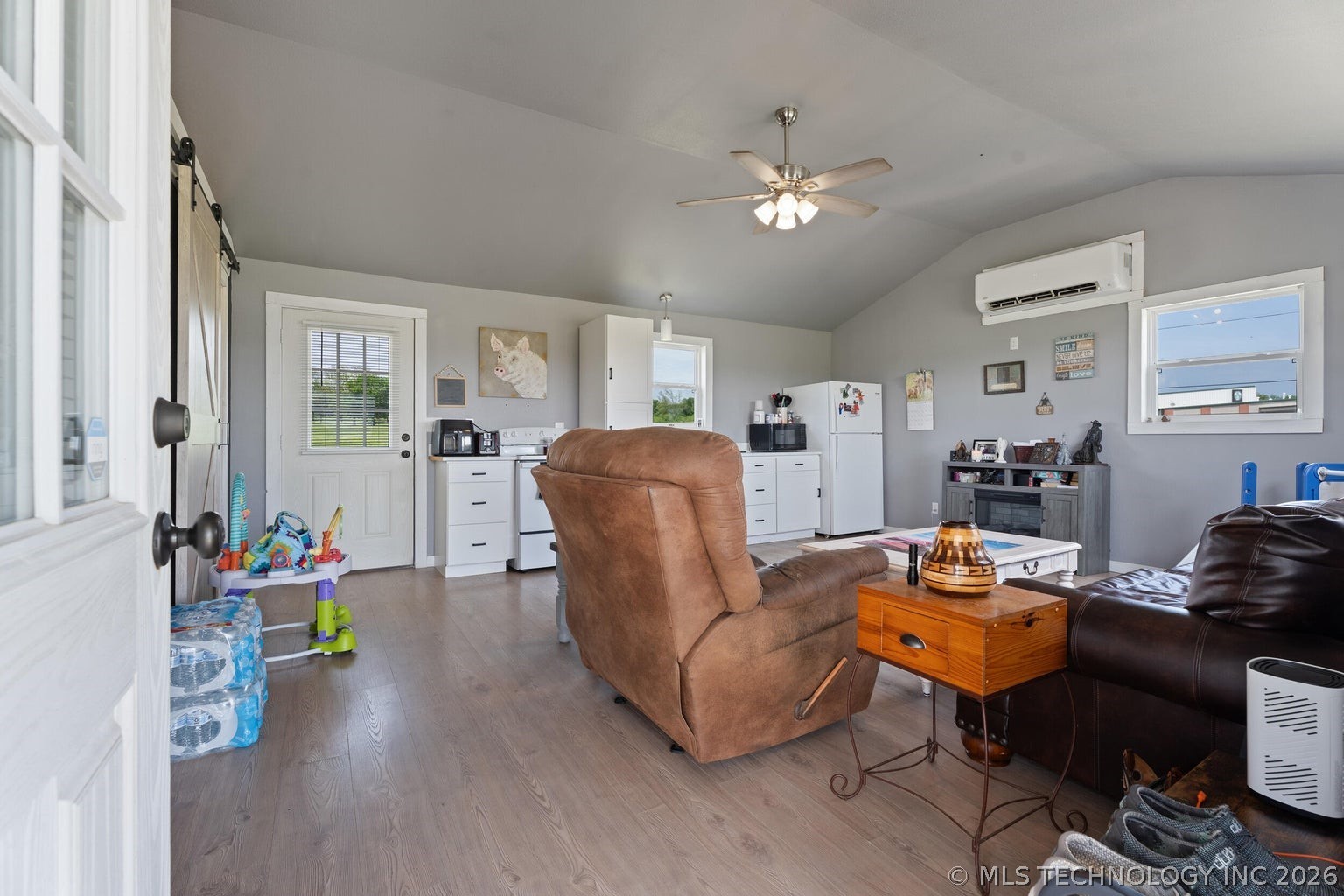 14935 E 380 Road Property Photo 3