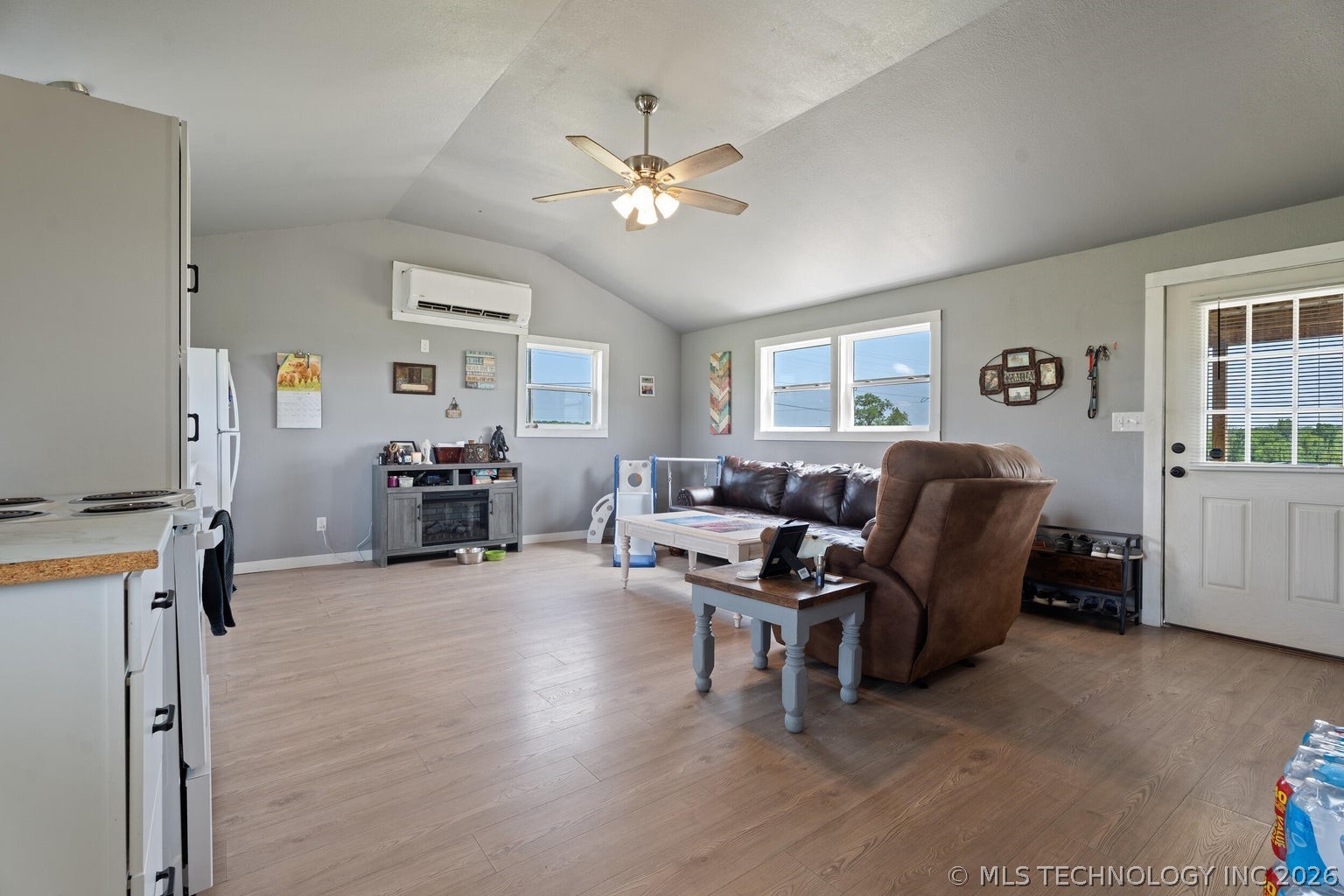 14935 E 380 Road Property Photo 4