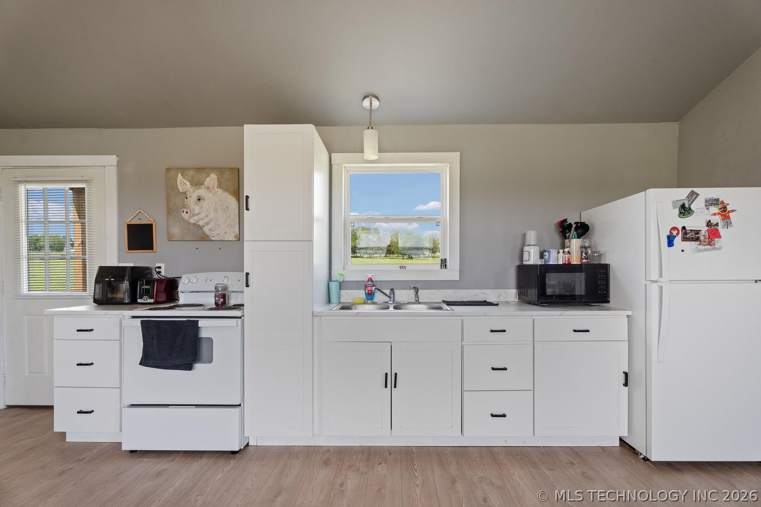 14935 E 380 Road Property Photo 6