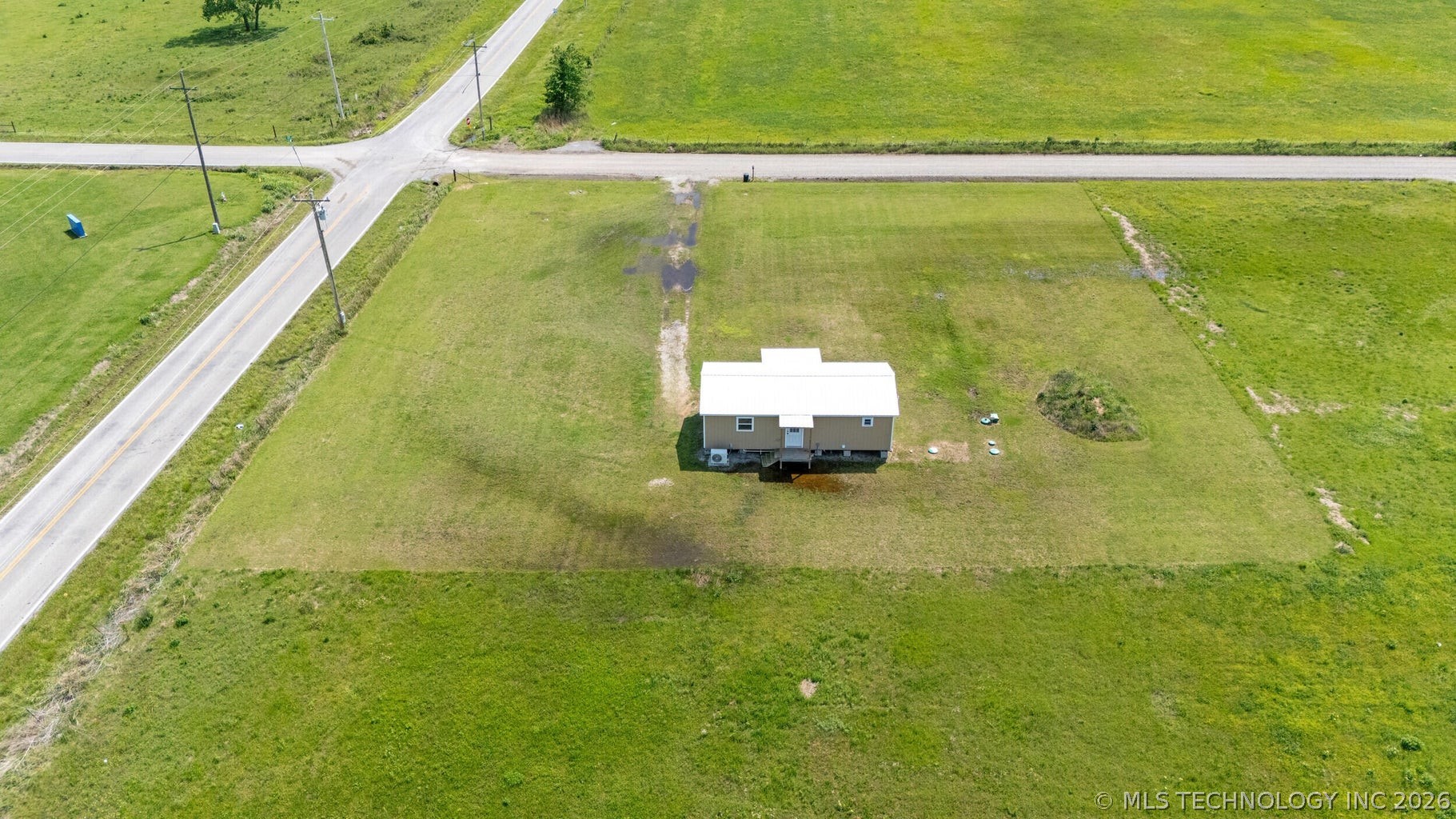 14935 E 380 Road Property Photo 15