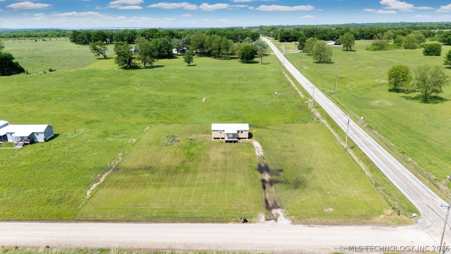 14935 E 380 Road Property Photo 17