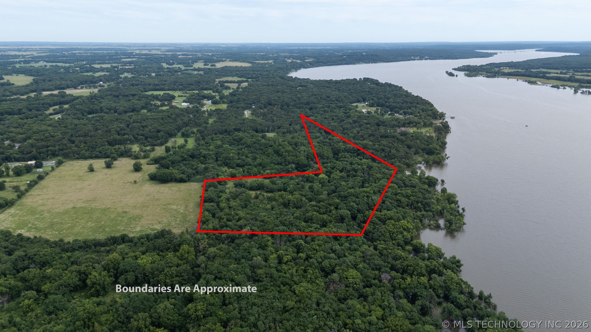E 483 Lane Property Photo 8
