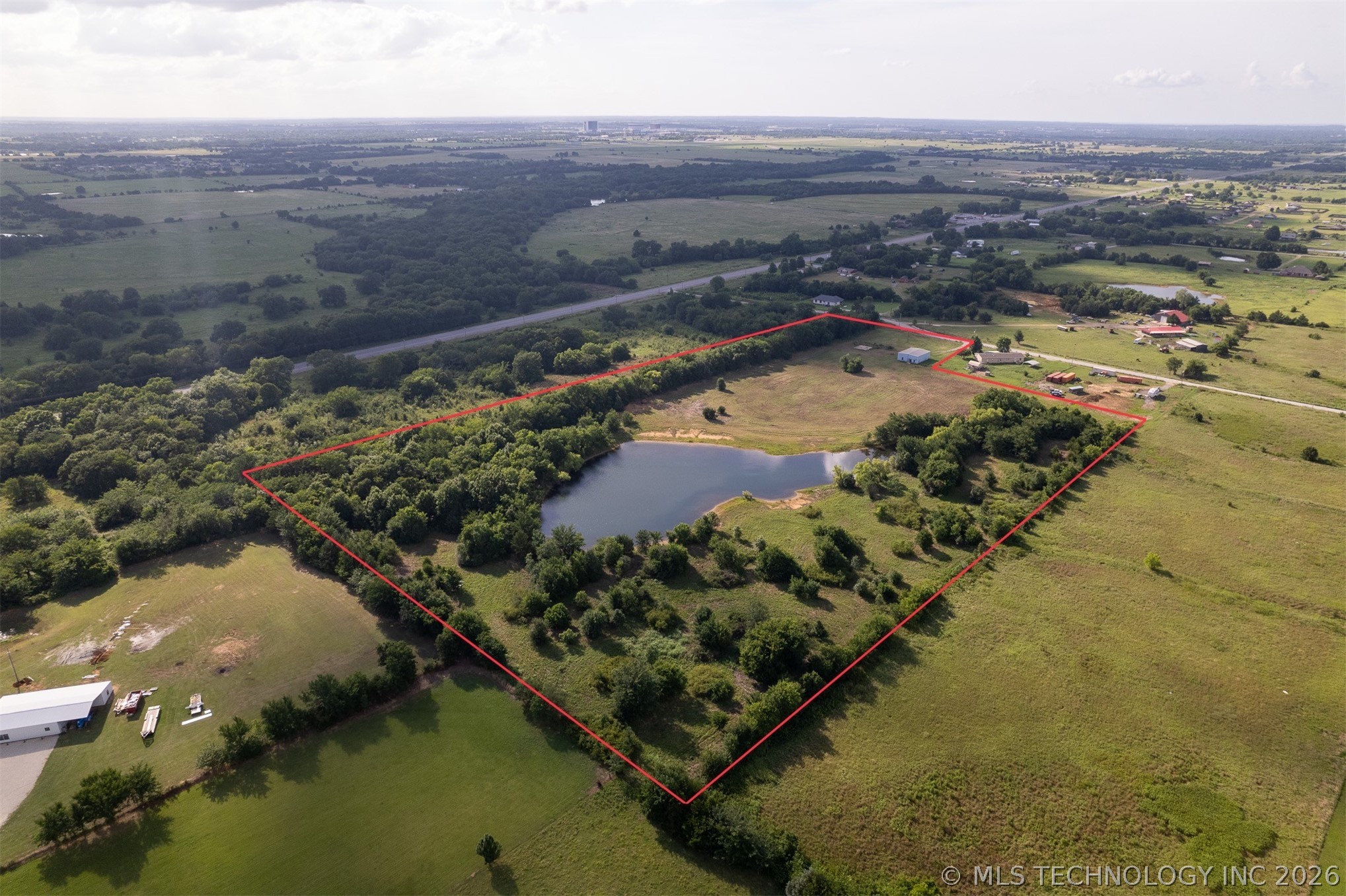 843 Gary Lane Property Photo 1