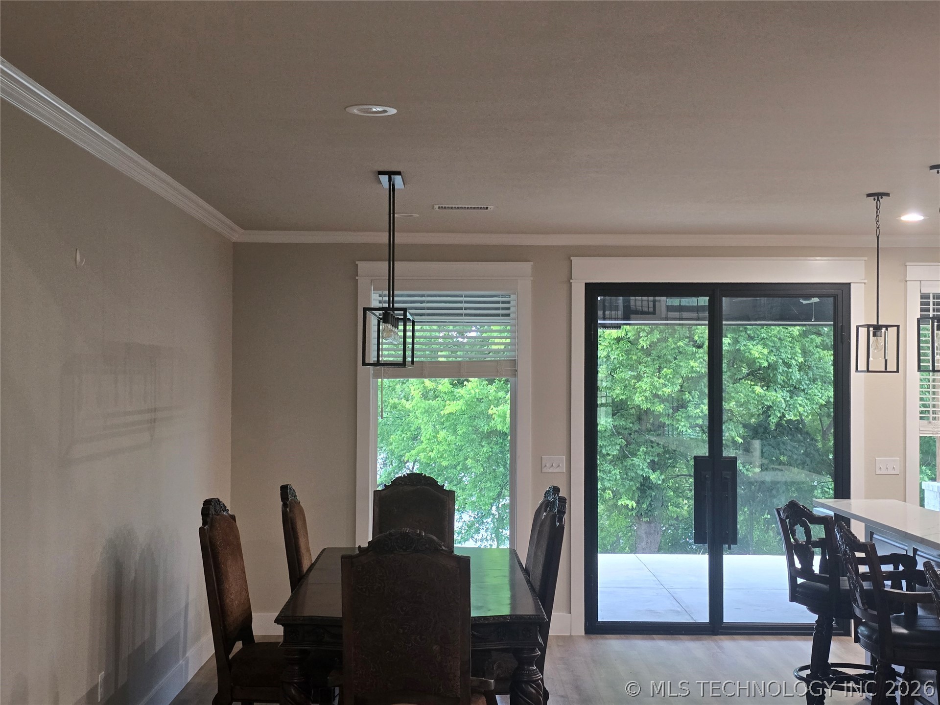 418114 E 1218 Road E Property Photo 9