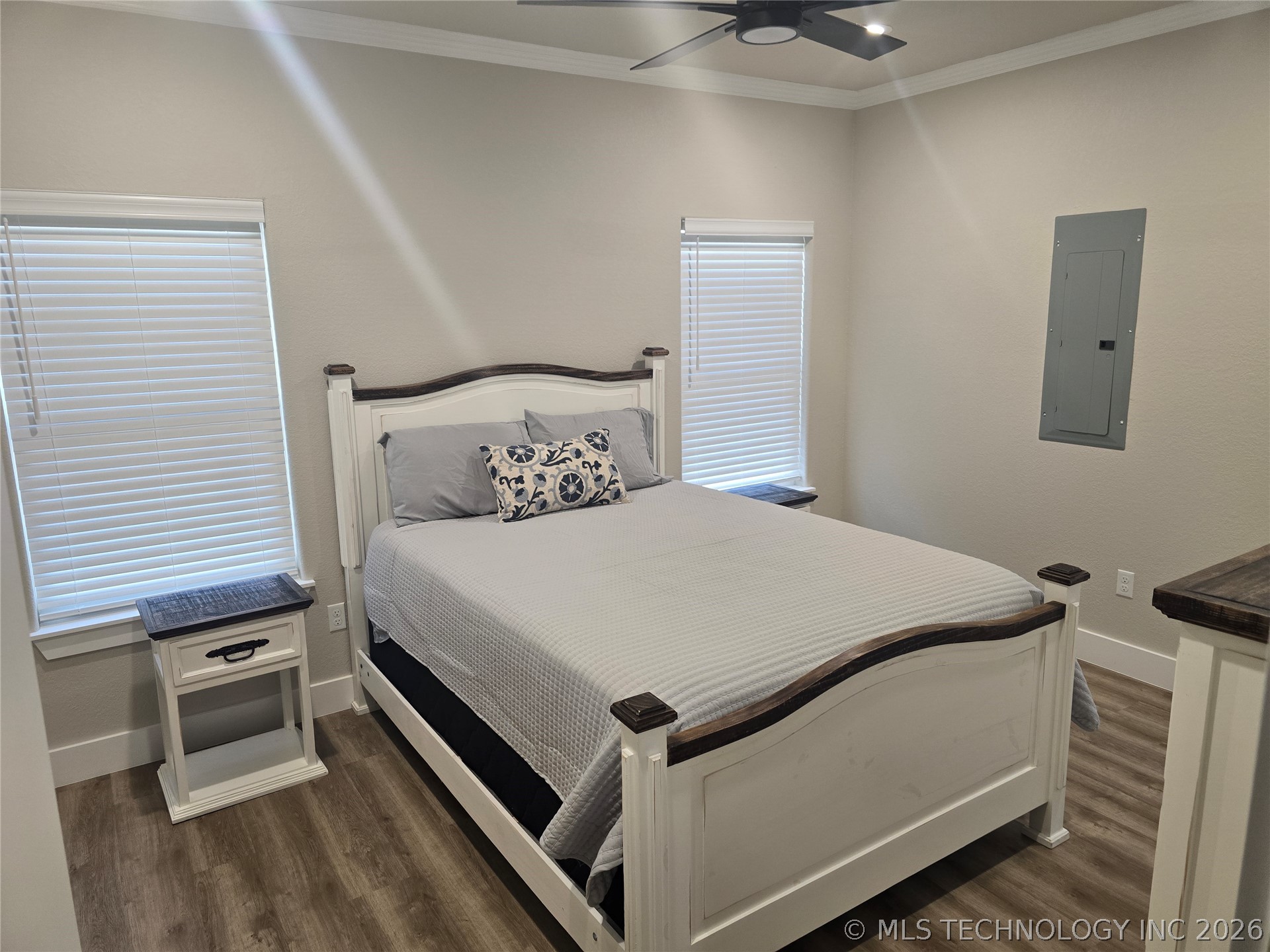 418114 E 1218 Road E Property Photo 15