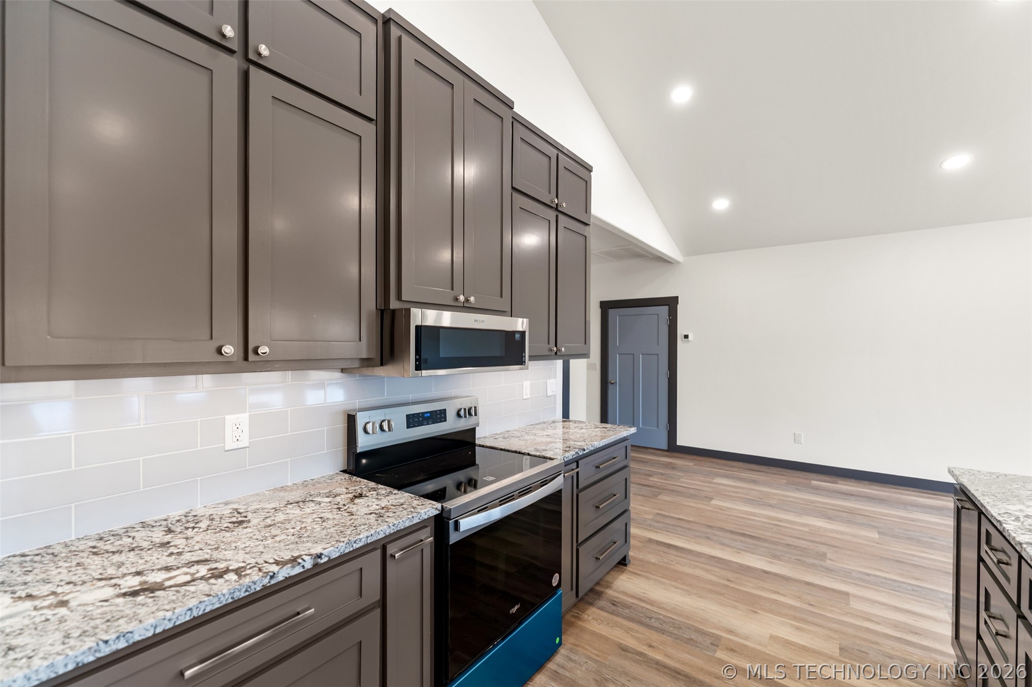 205 Lindsey Avenue Property Photo 14