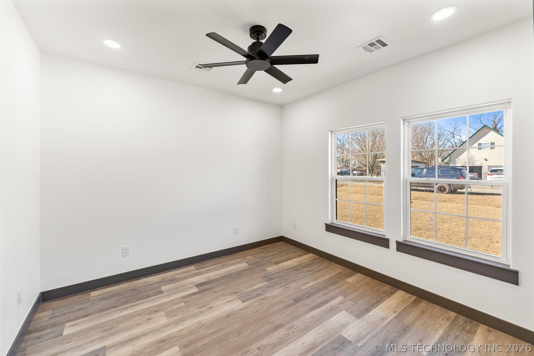 205 Lindsey Avenue Property Photo 31
