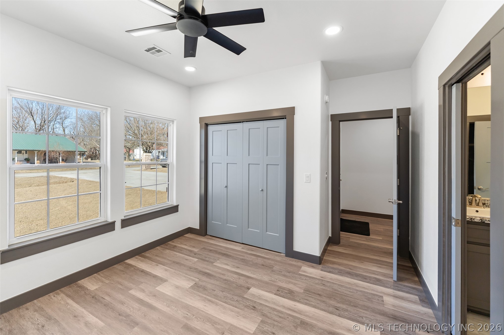 205 Lindsey Avenue Property Photo 32