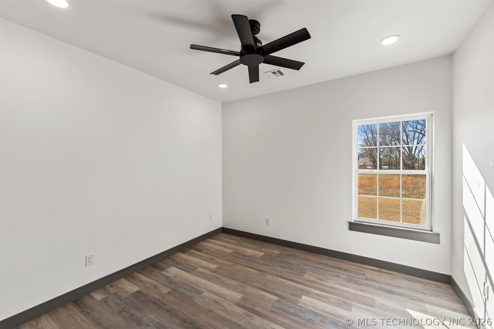 205 Lindsey Avenue Property Photo 35
