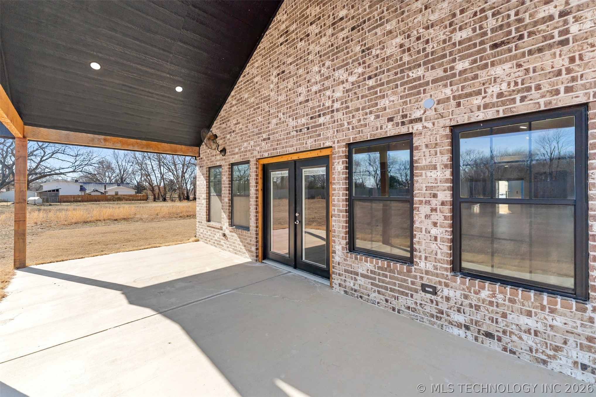 205 Lindsey Avenue Property Photo 38