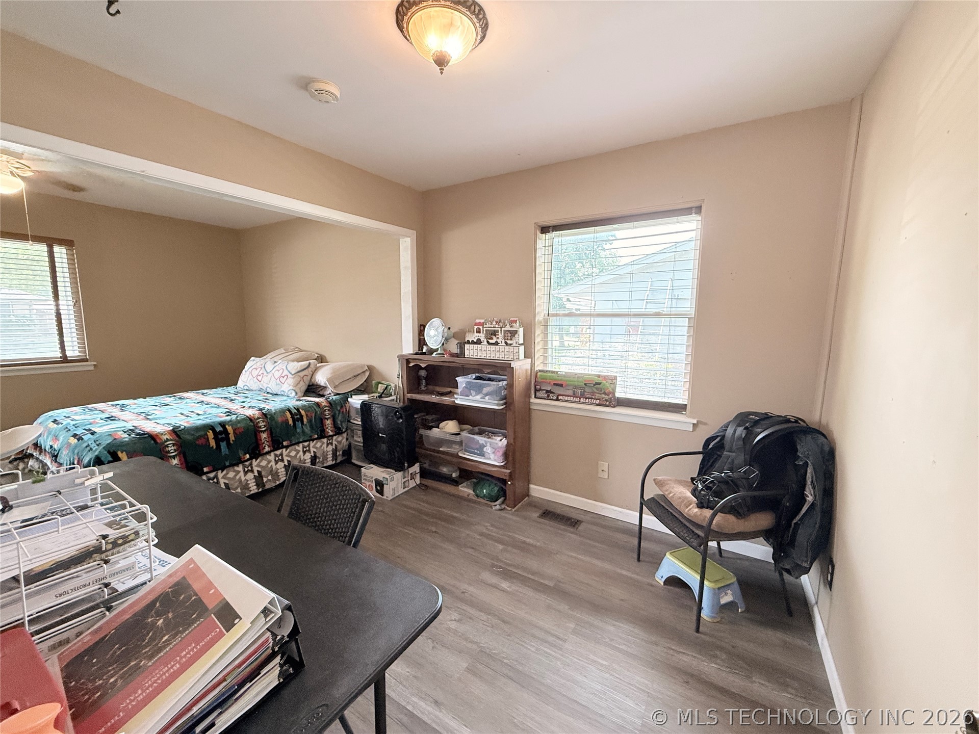 420 S Hickory Place Property Photo 19