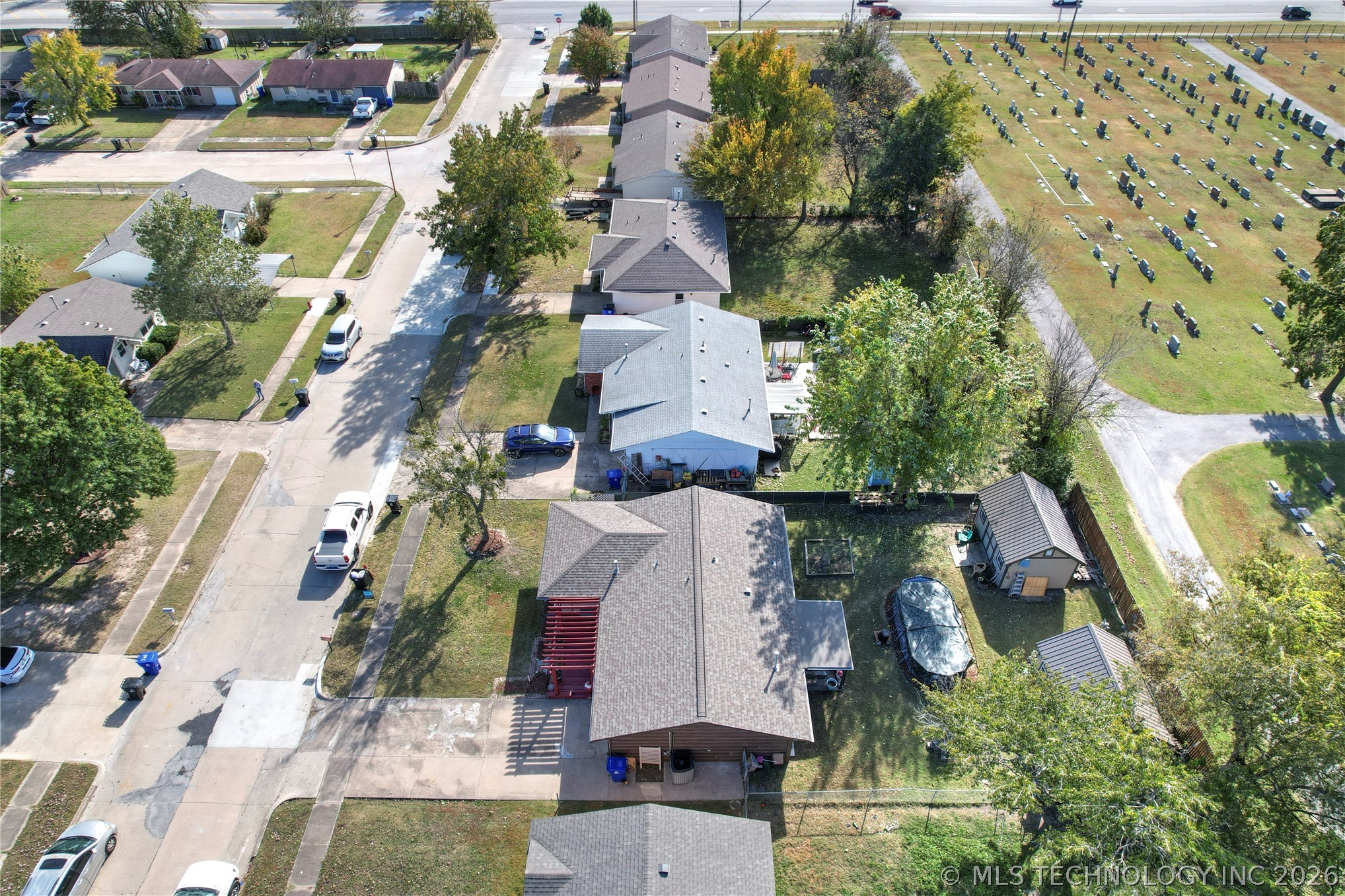 420 S Hickory Place Property Photo 32