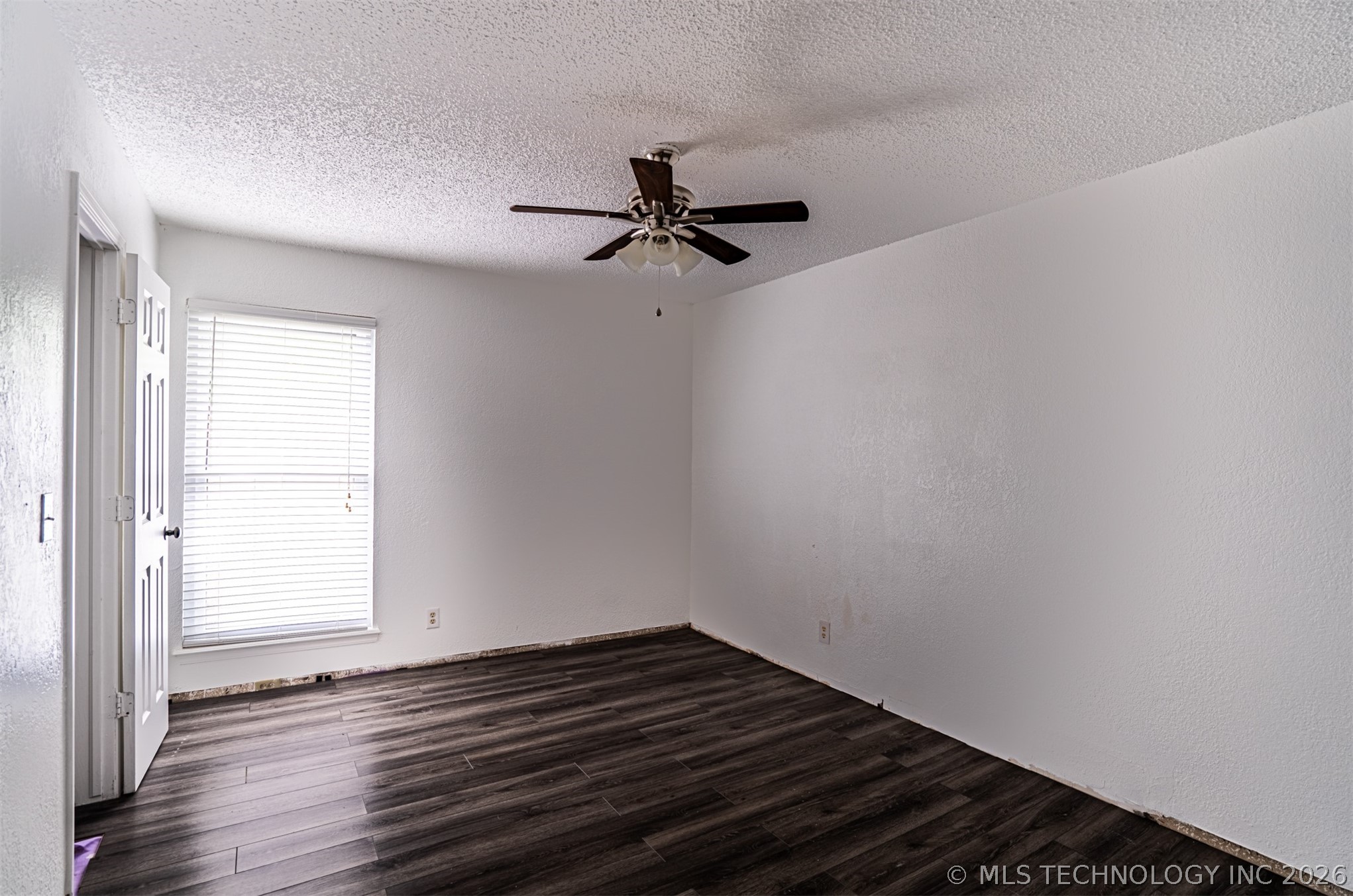 3009 W College Street Property Photo 12