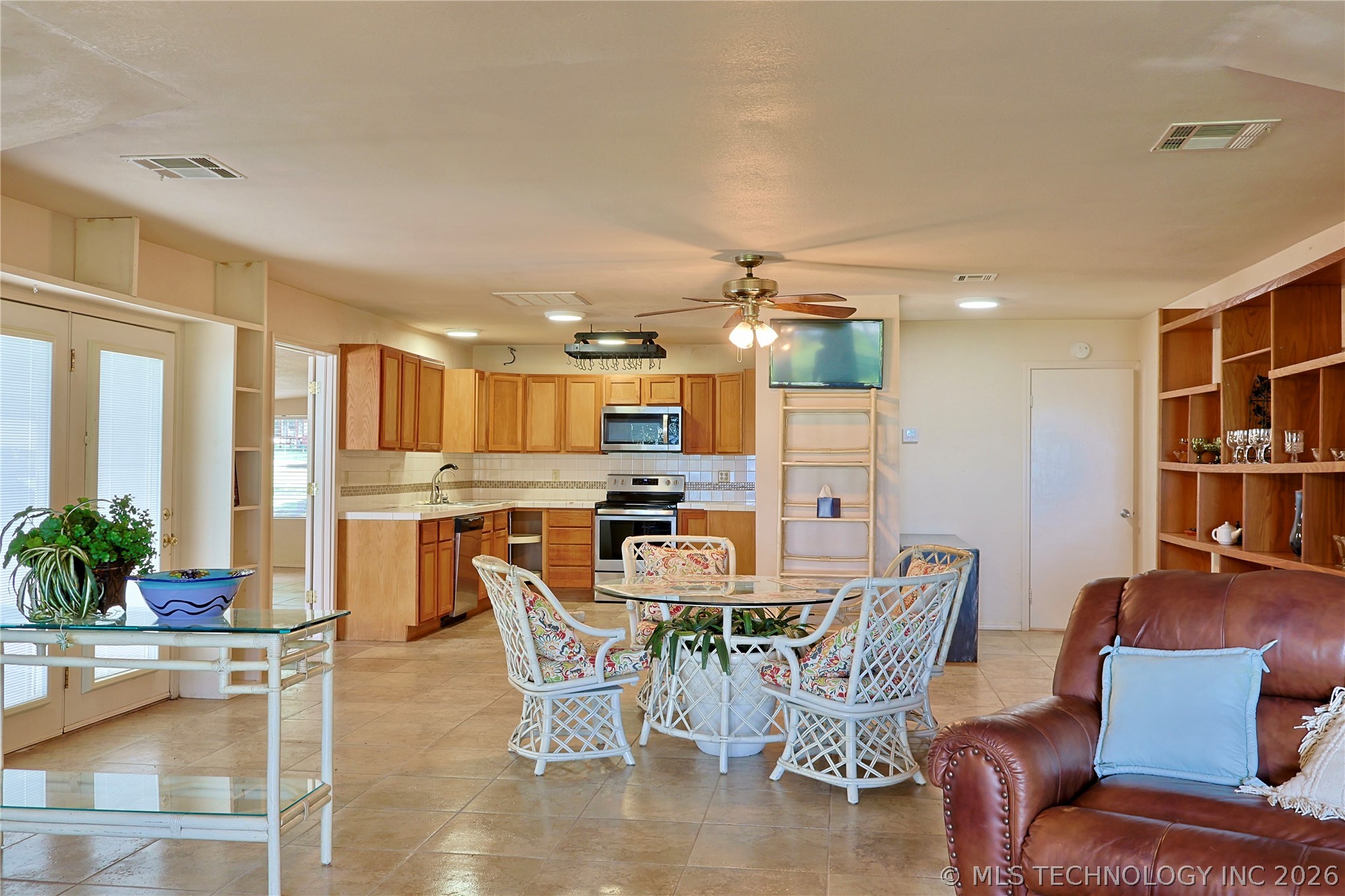 415461 E 1094 Road Property Photo 15