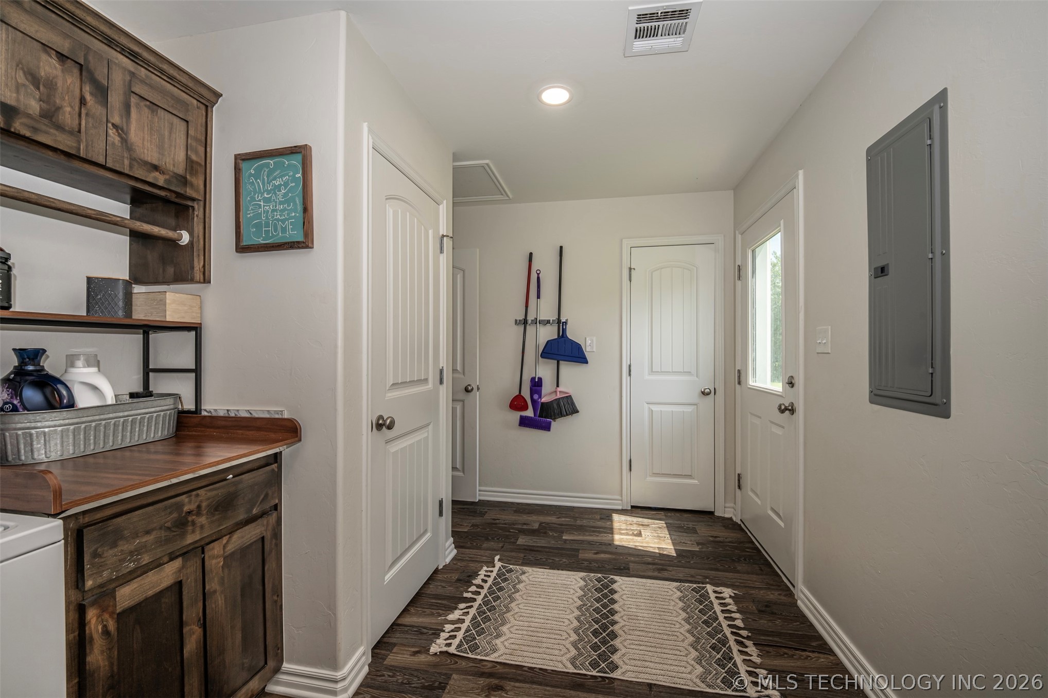 7403 County Road 147 E Property Photo 15