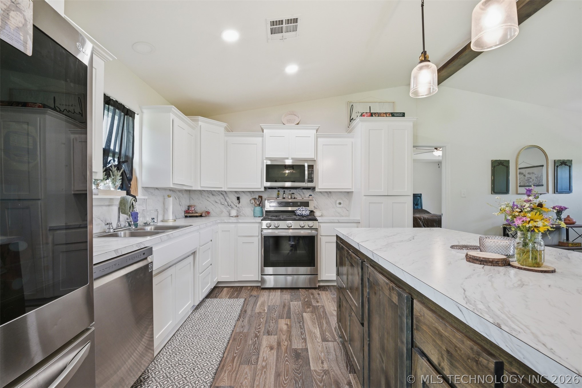7403 County Road 147 E Property Photo 22