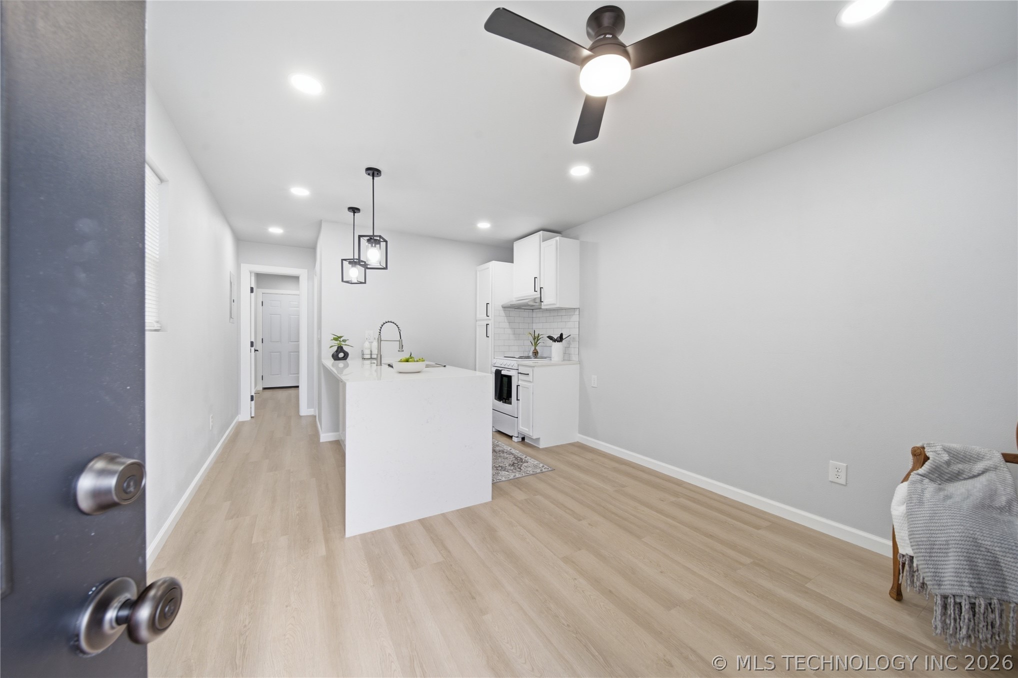 507 E 27th Place N Property Photo 17