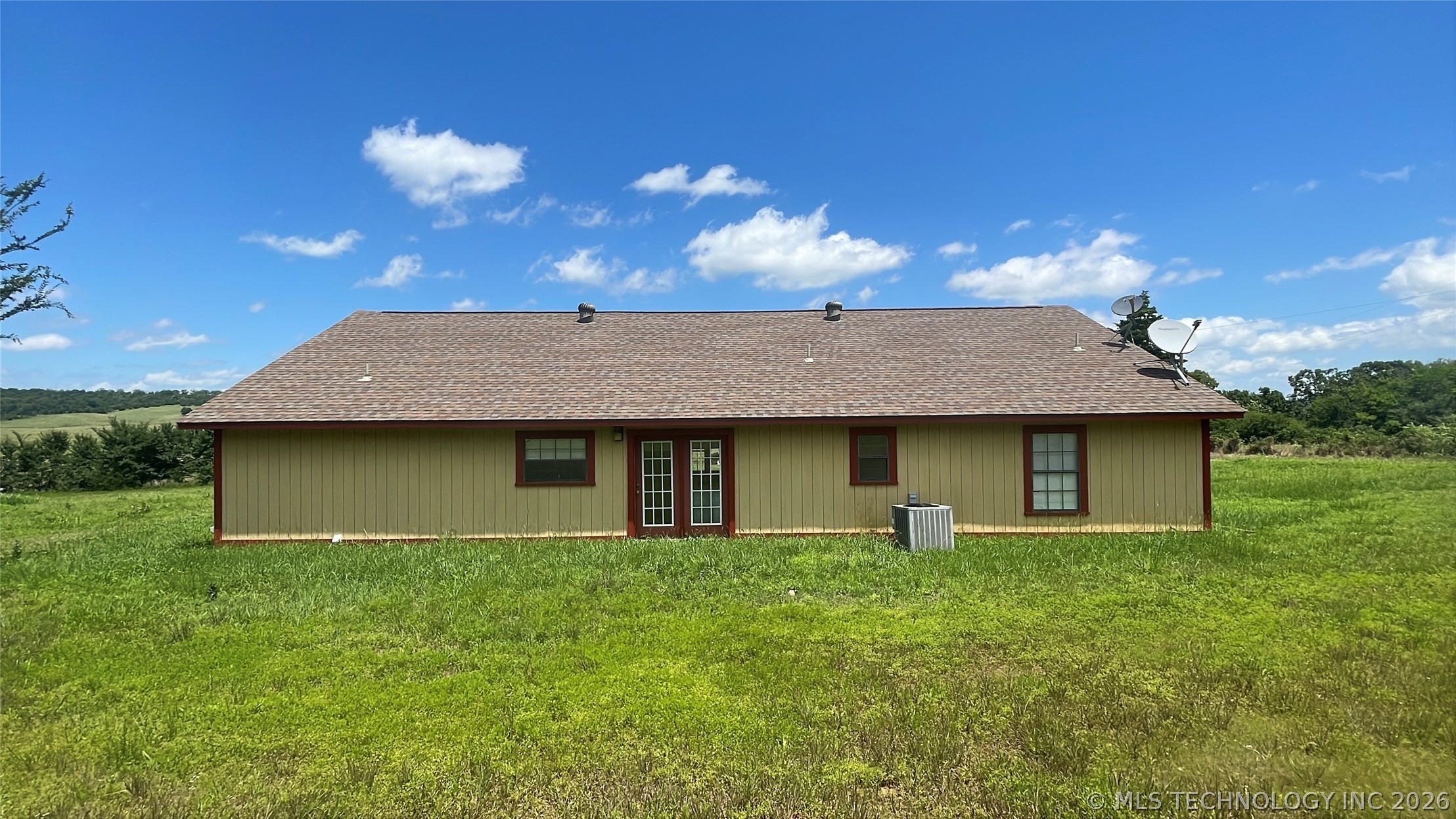 23377 Shoup Property Photo 7