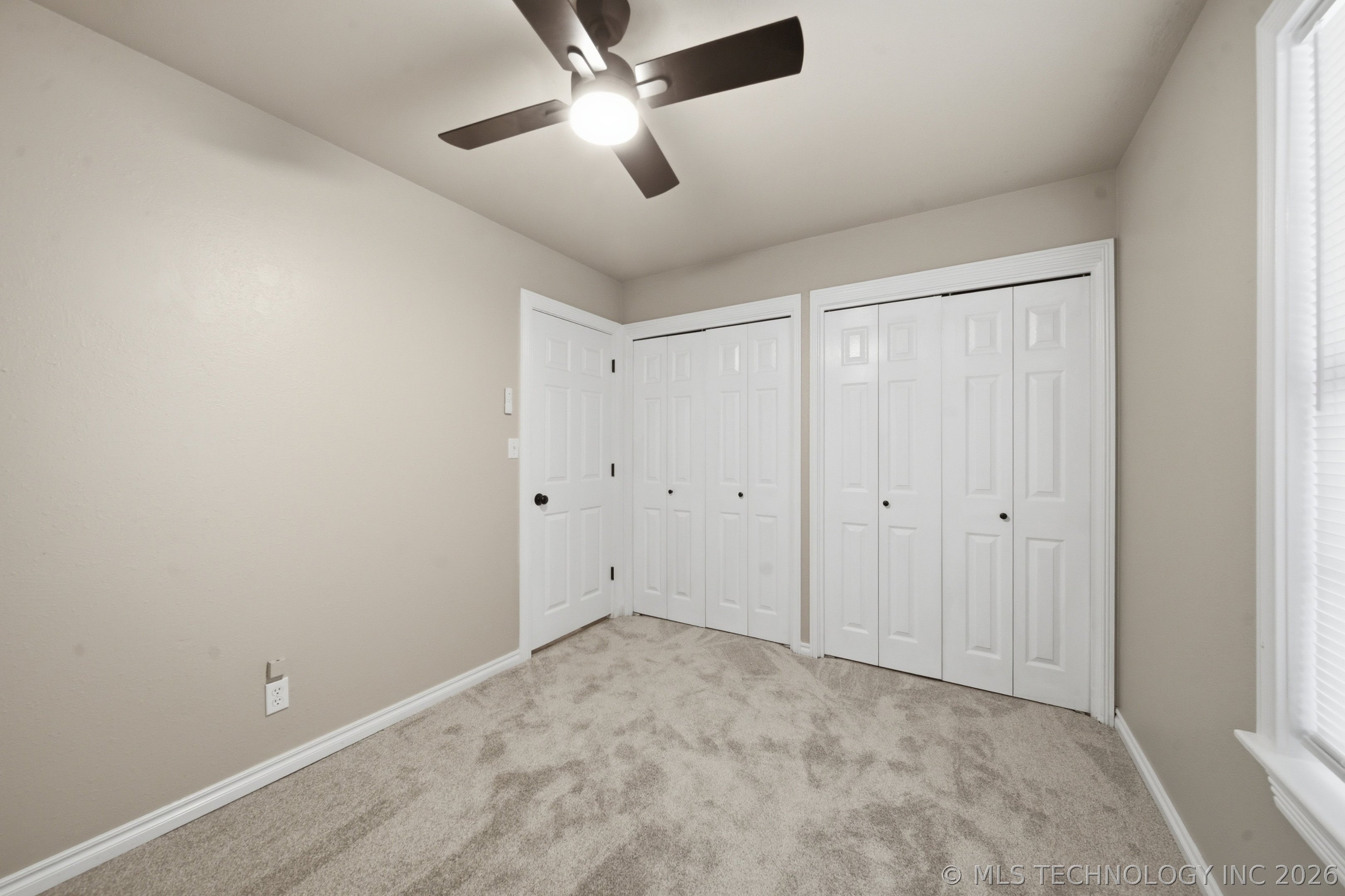 1103 N Scott Avenue Property Photo 22