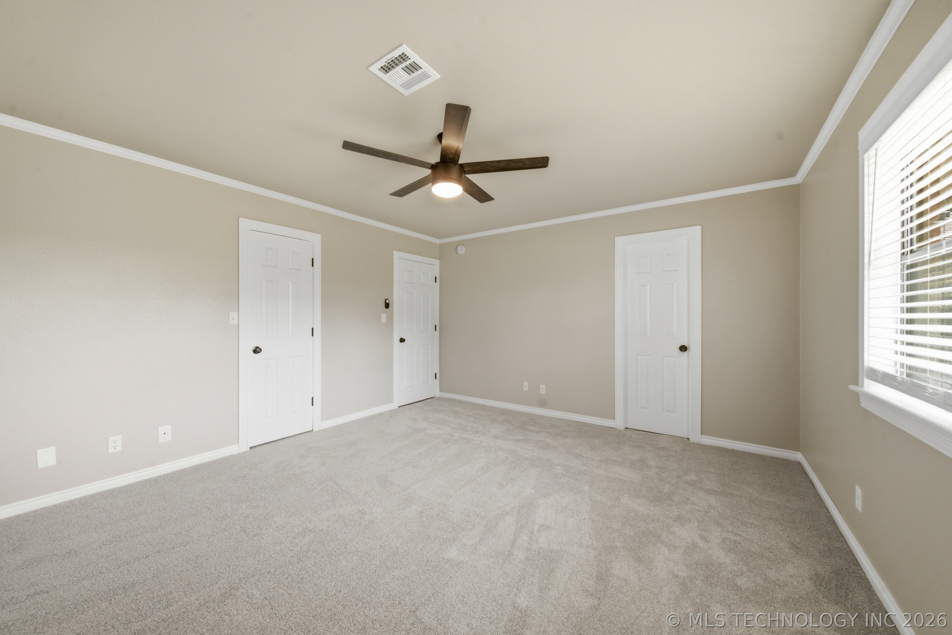 1103 N Scott Avenue Property Photo 25