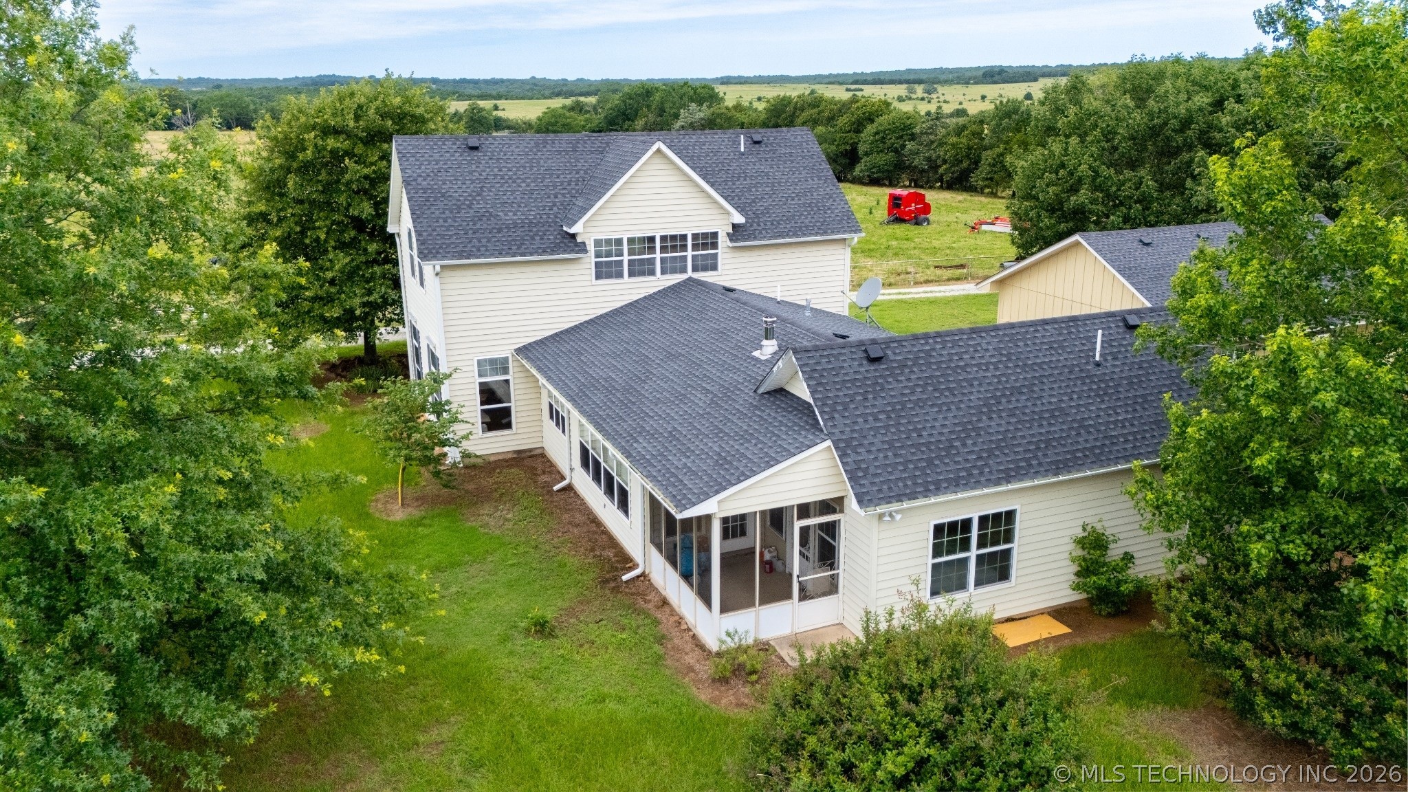 4852 N 3855 Road Property Photo 2