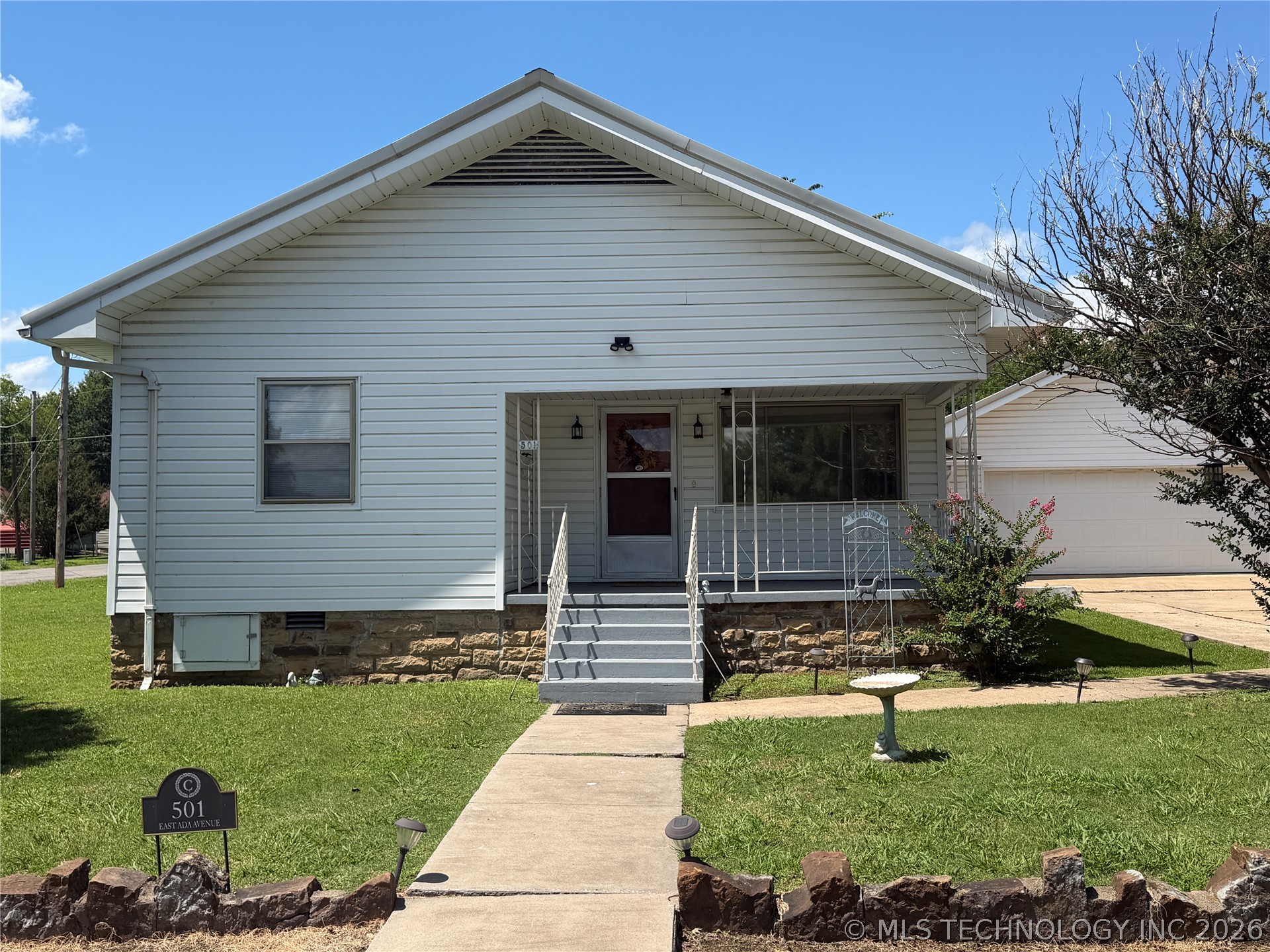 501 E Ada Property Photo 3