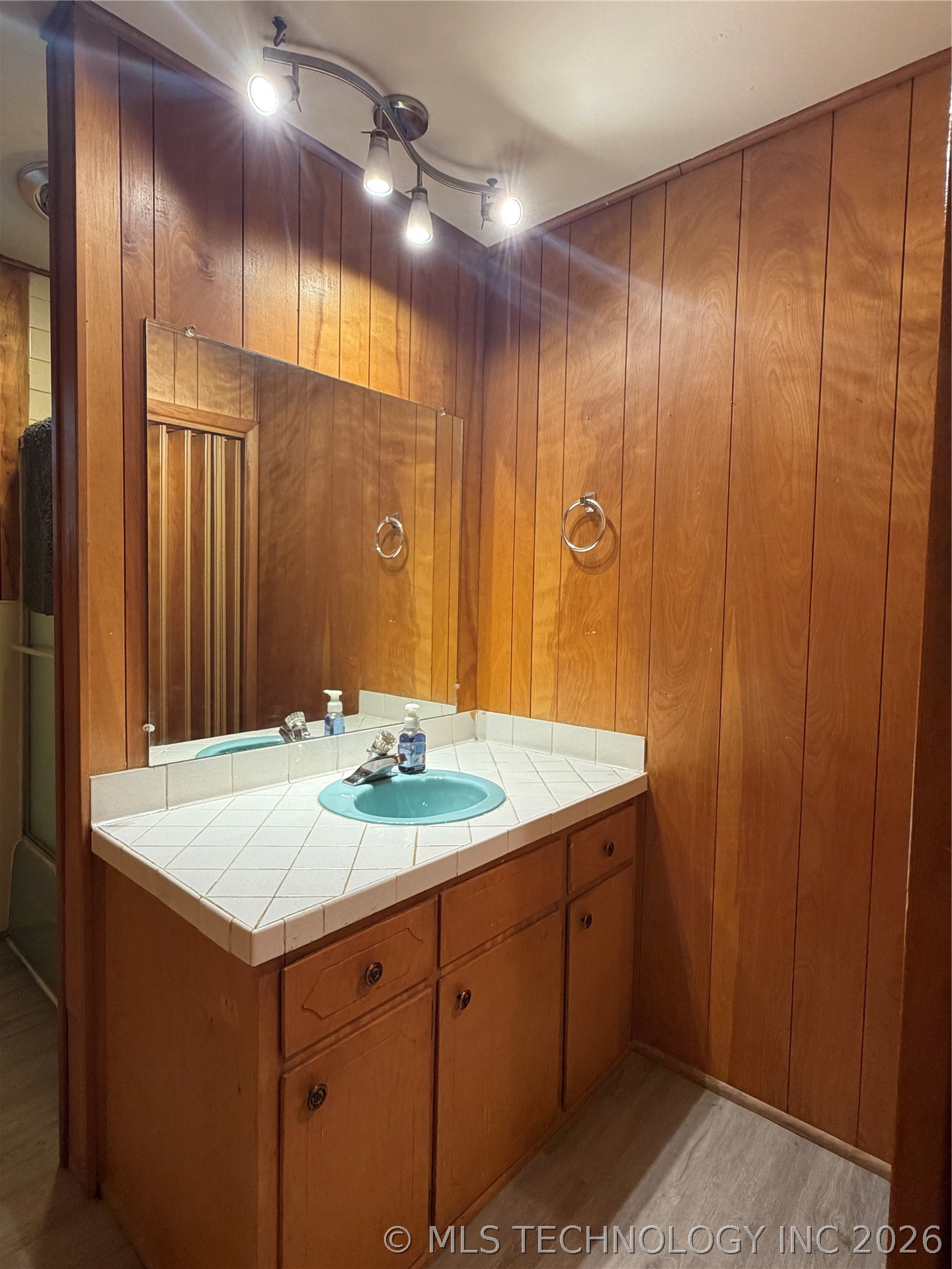 501 E Ada Property Photo 21