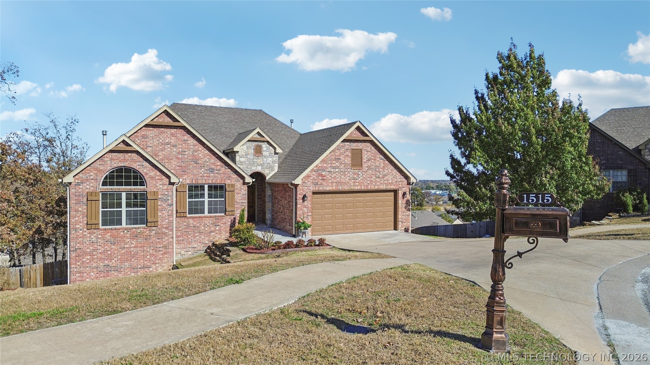 1515 Emily Circle