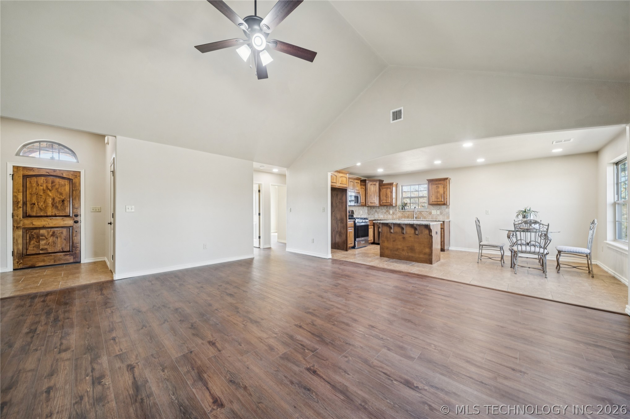 1515 Emily Circle Property Photo 8