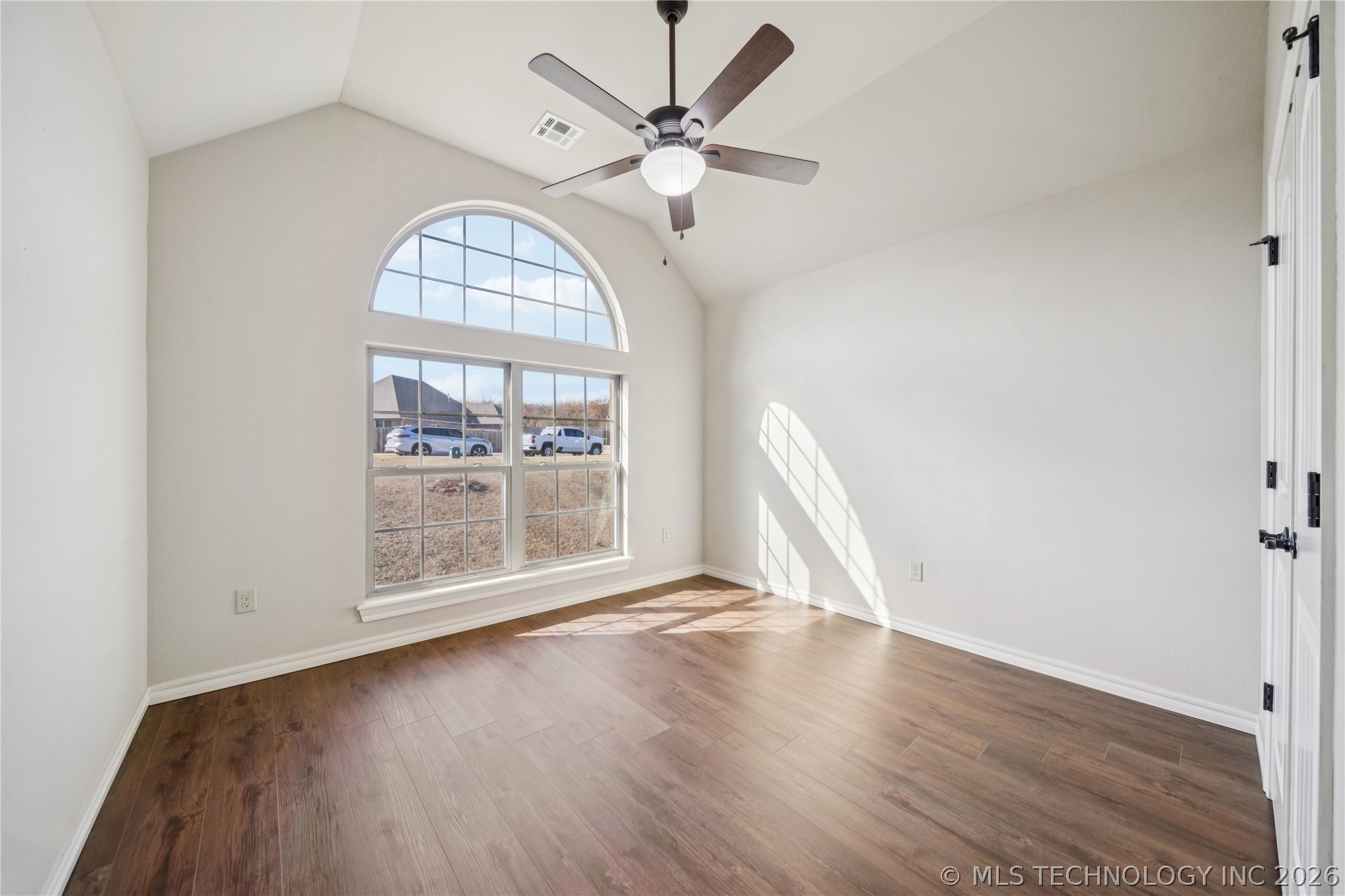 1515 Emily Circle Property Photo 13