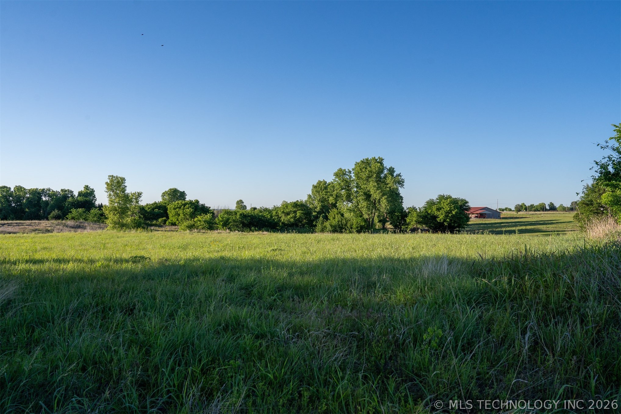 4 W County Road Property Photo 2