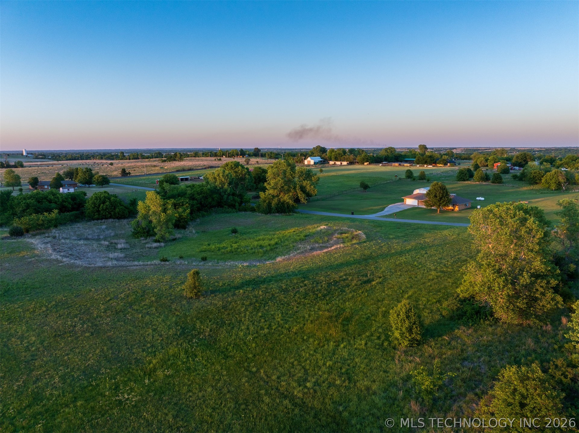 4 W County Road Property Photo 14